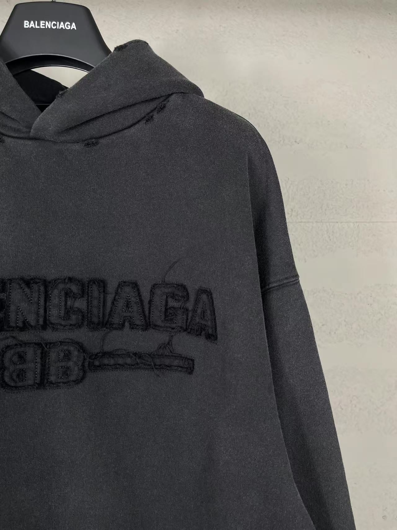 LuxluxHouse Best Quality Clothes Balenciaga Hoodie & Sweater