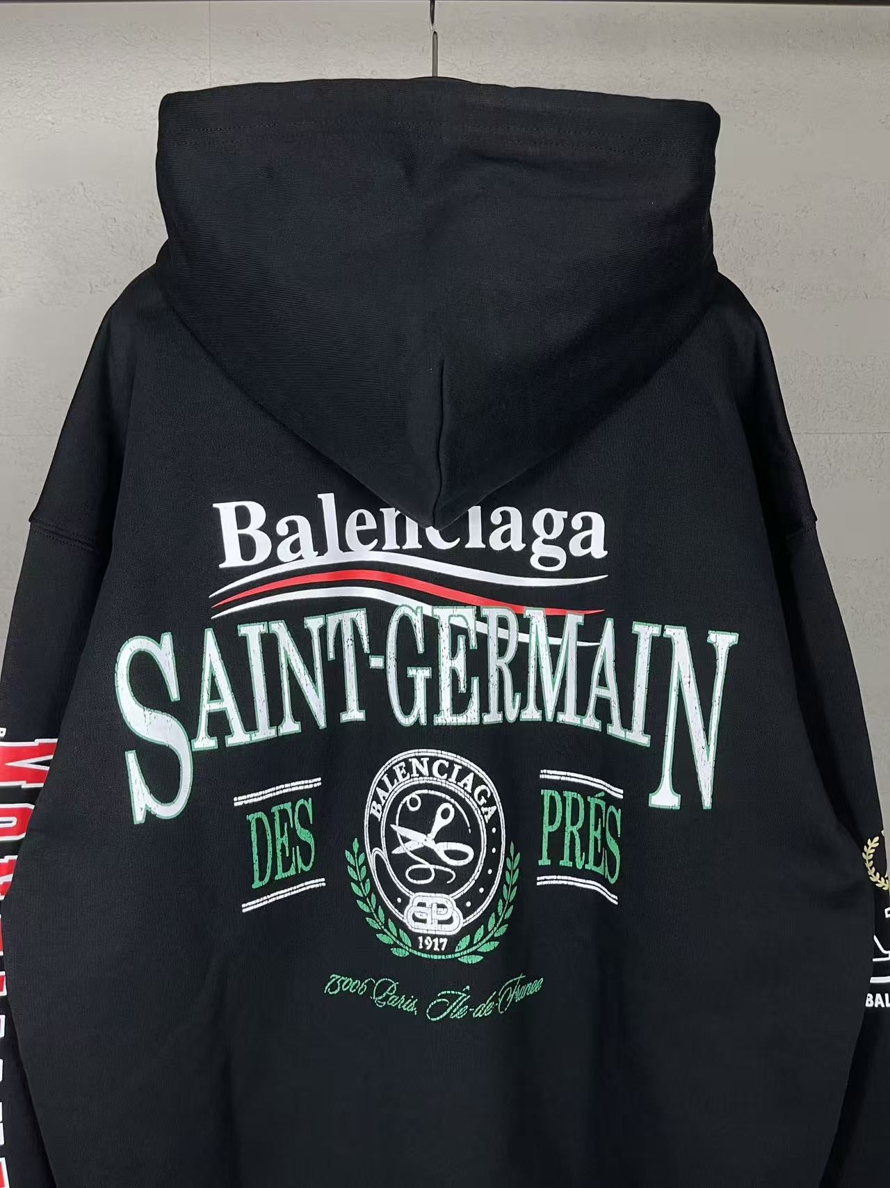 LuxluxHouse Best Quality Clothes Balenciaga Hoodie & Sweater