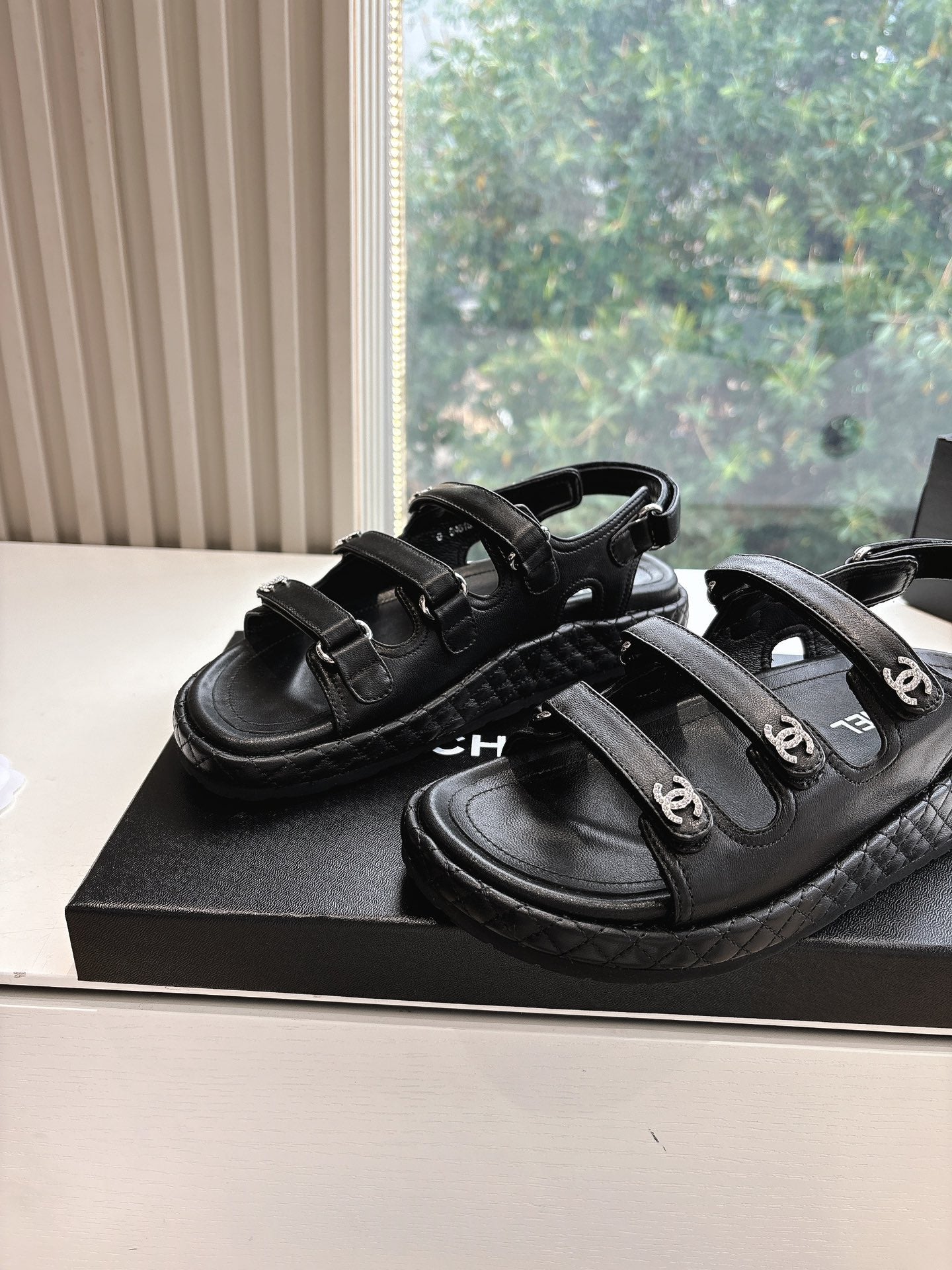 LuxluxHouse Best Quality Chanel Sandals