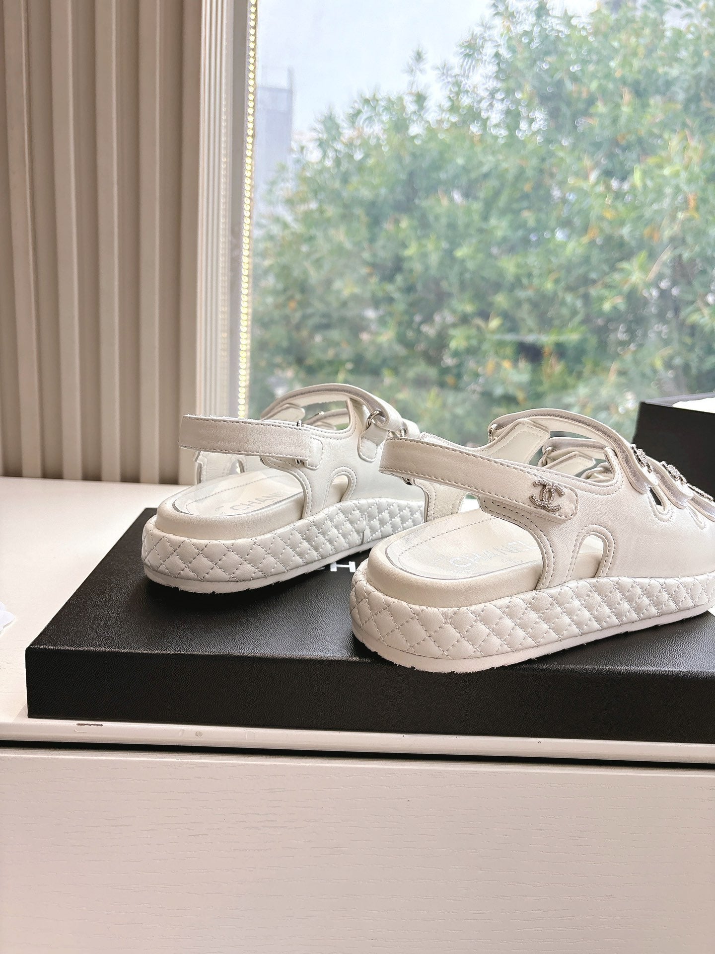 LuxluxHouse Best Quality Chanel Sandals