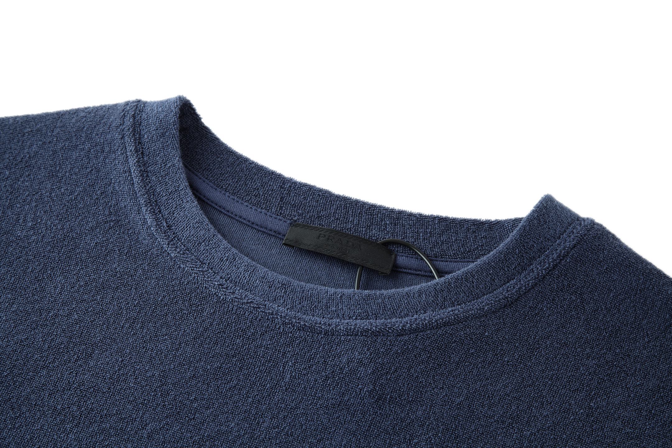 LuxluxHouse Best Quality Clothes T-shirt Prada