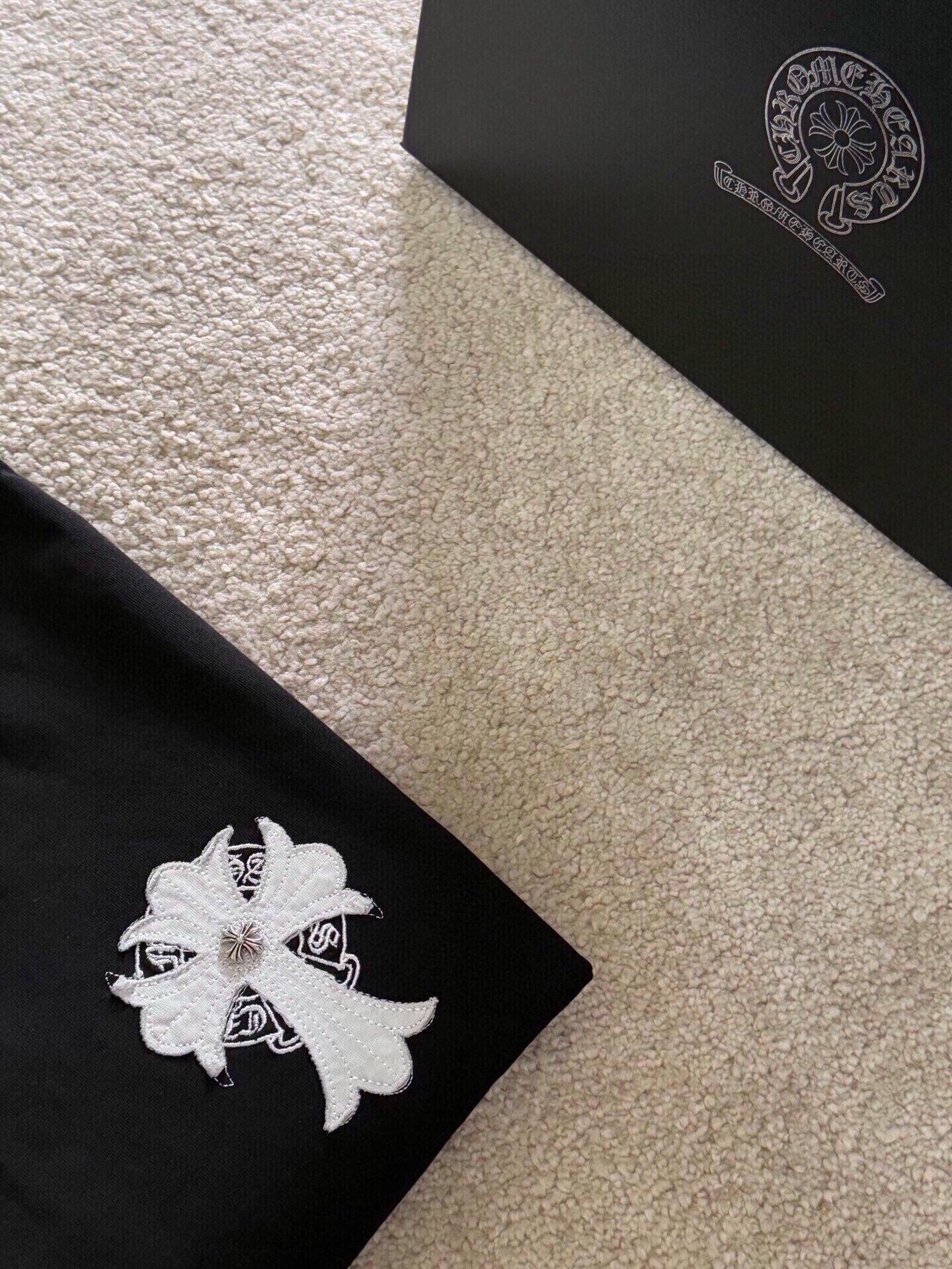 LuxluxHouse Best Quality Clothes Chrome Hearts T-shirt