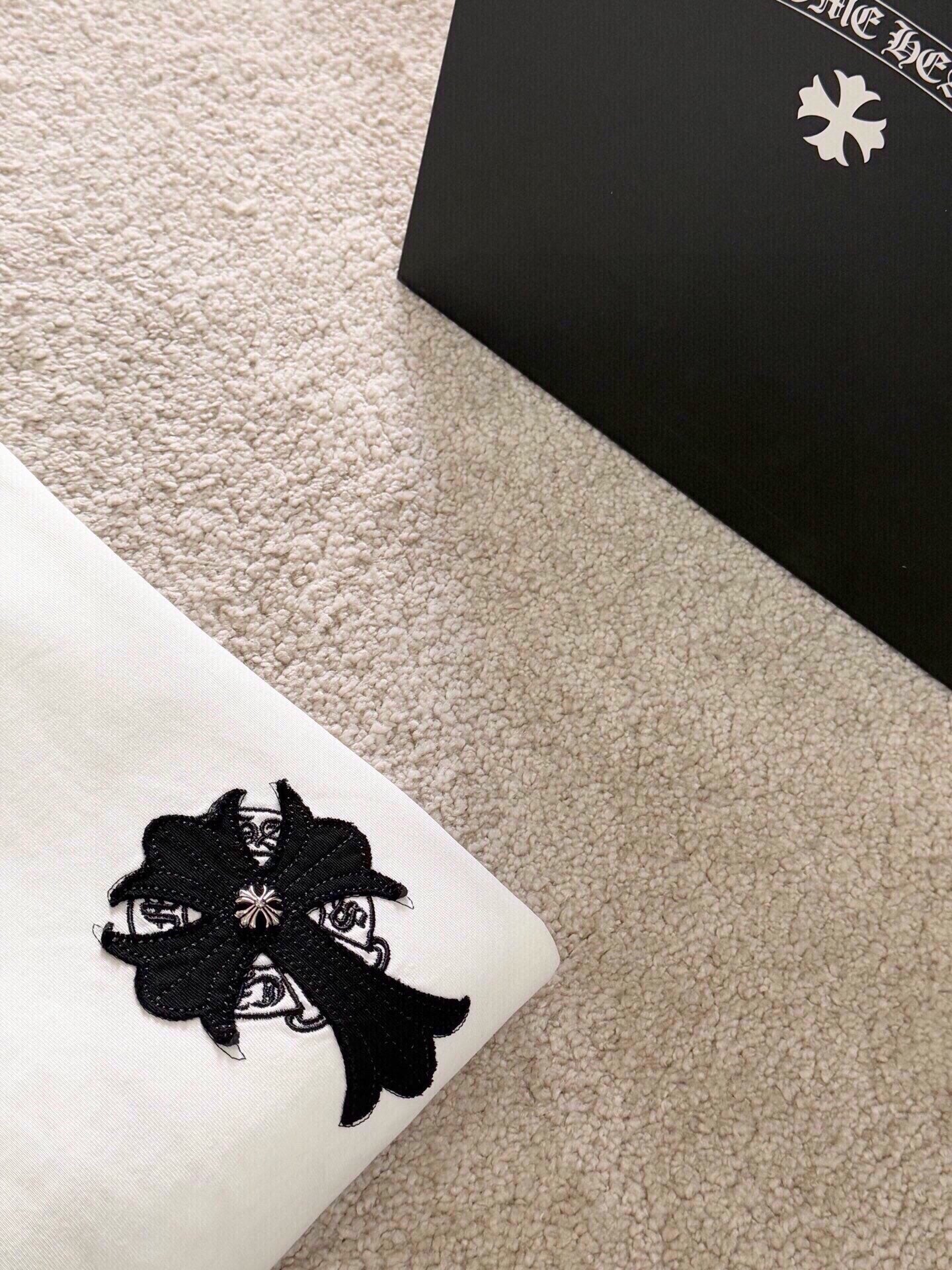 LuxluxHouse Best Quality Clothes Chrome Hearts T-shirt