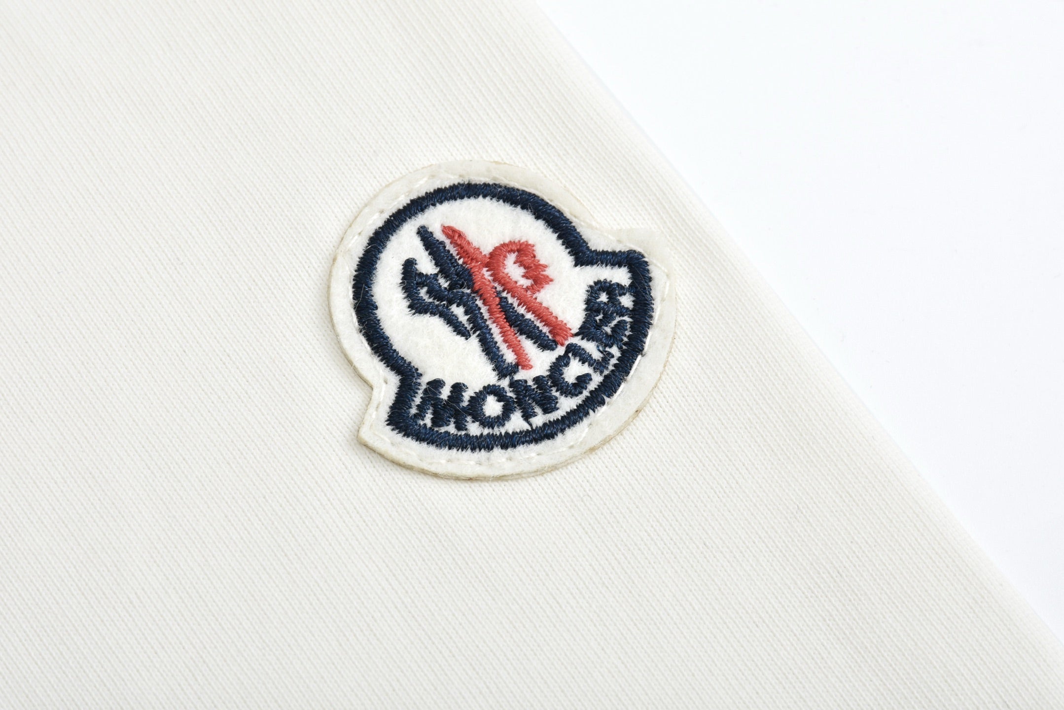 LuxluxHouse Best Quality Clothes T-shirt Moncler