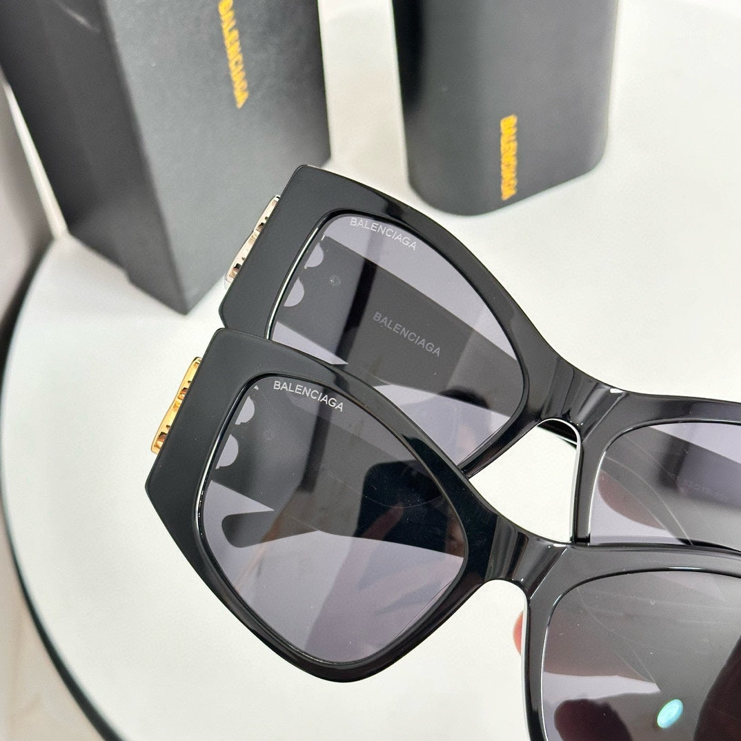 LuxluxHouse Best Quality Glasses Balenciaga