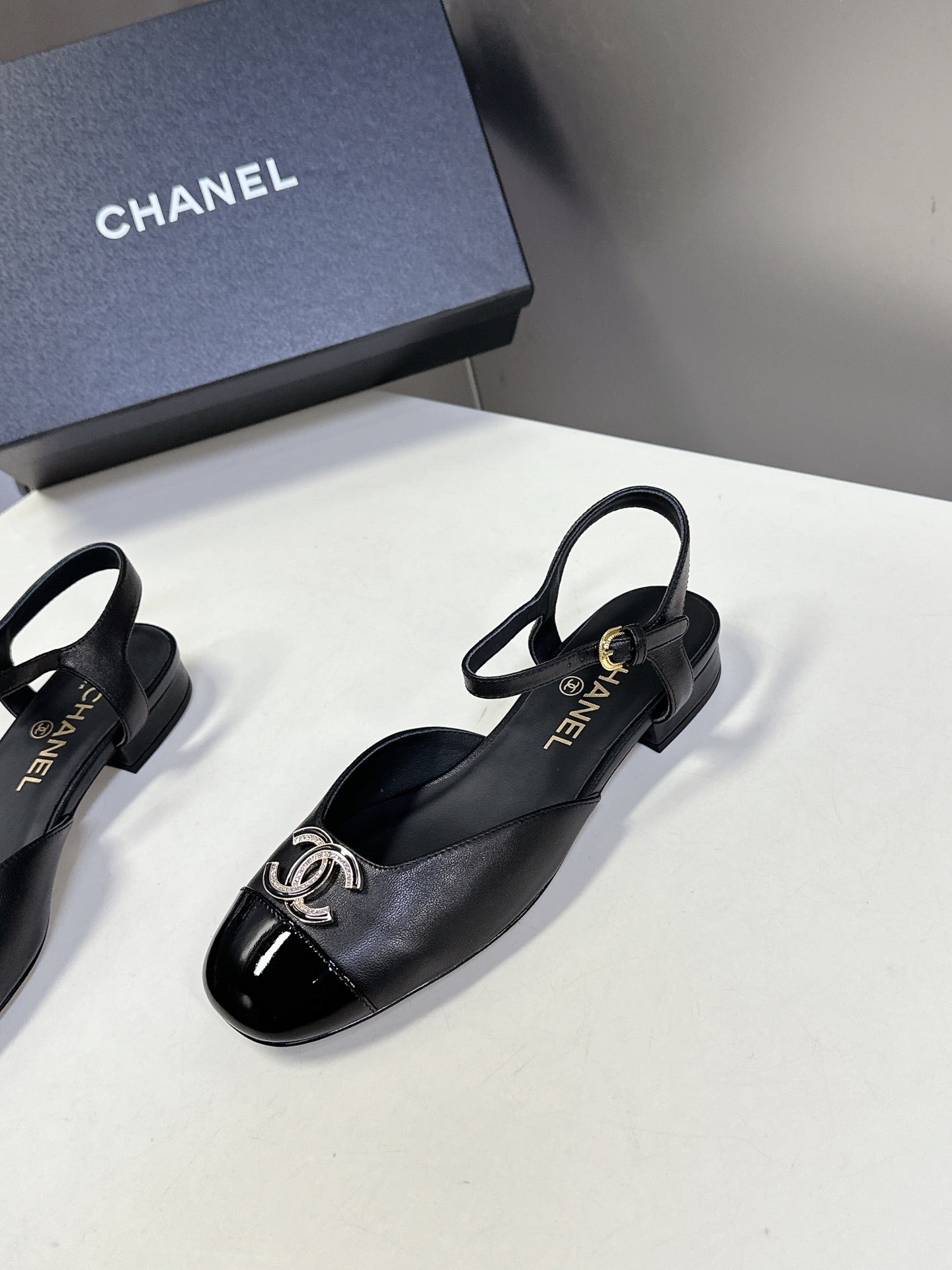 LuxluxHouse Best Quality Chanel Sandals