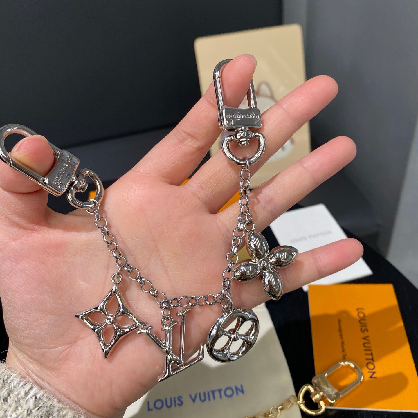 LuxluxHouse Best Quality Accessories Keychain Louis Vuitton Keychain
