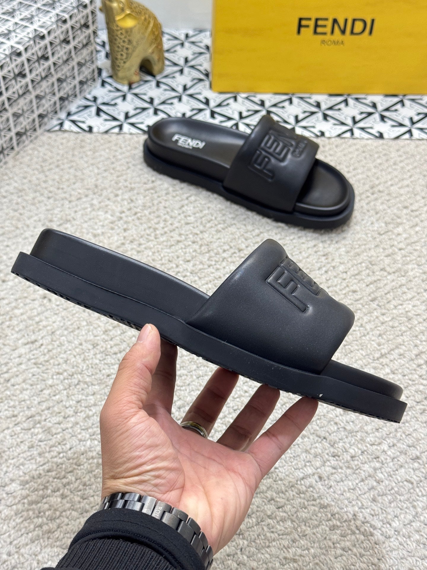 LuxluxHouse Best Quality Sandals Fendi