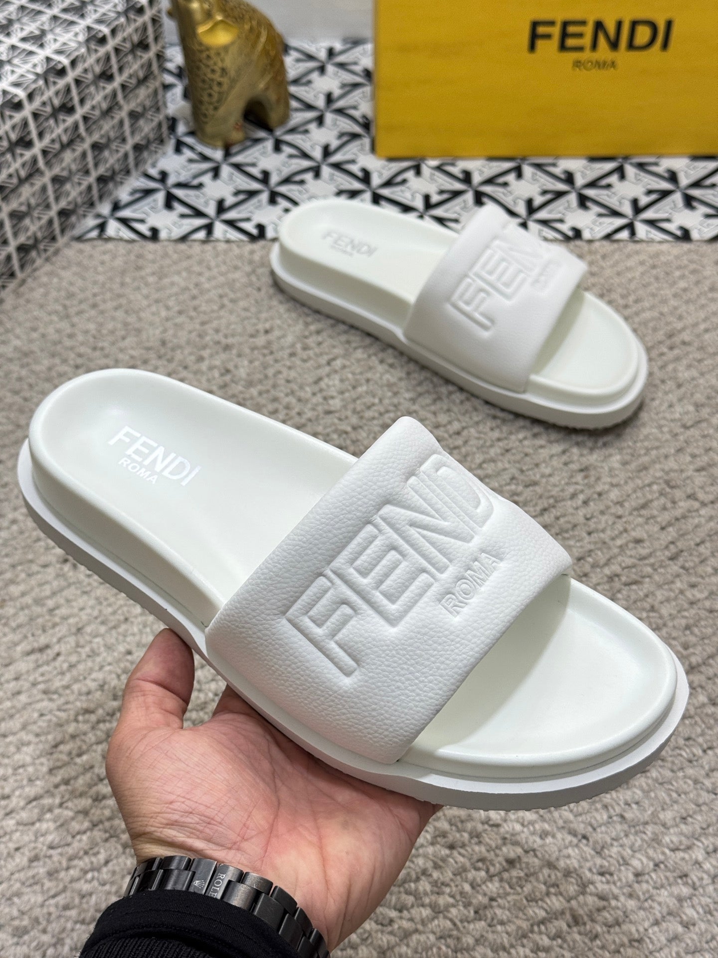 LuxluxHouse Best Quality Sandals Fendi
