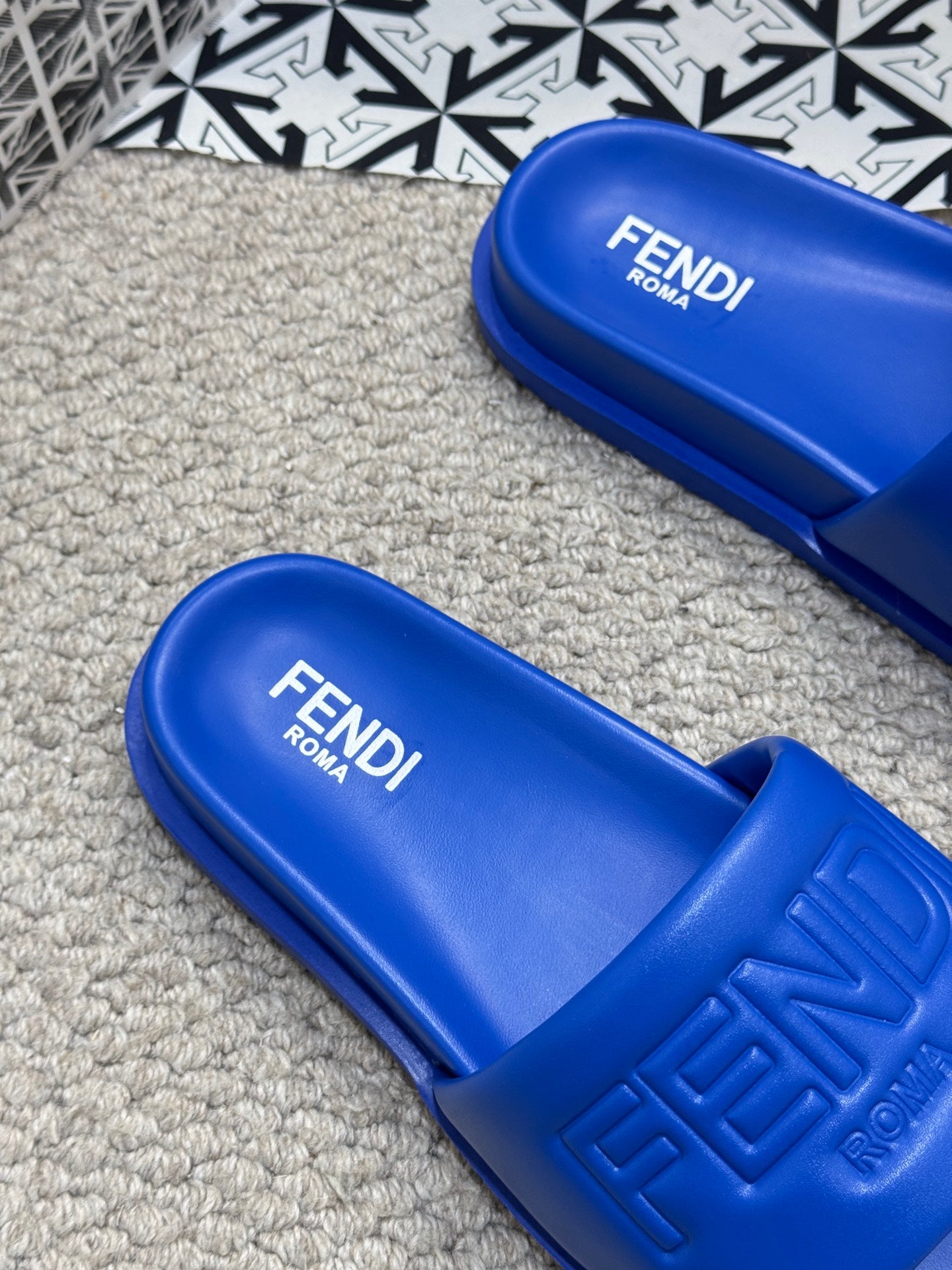 LuxluxHouse Best Quality Sandals Fendi