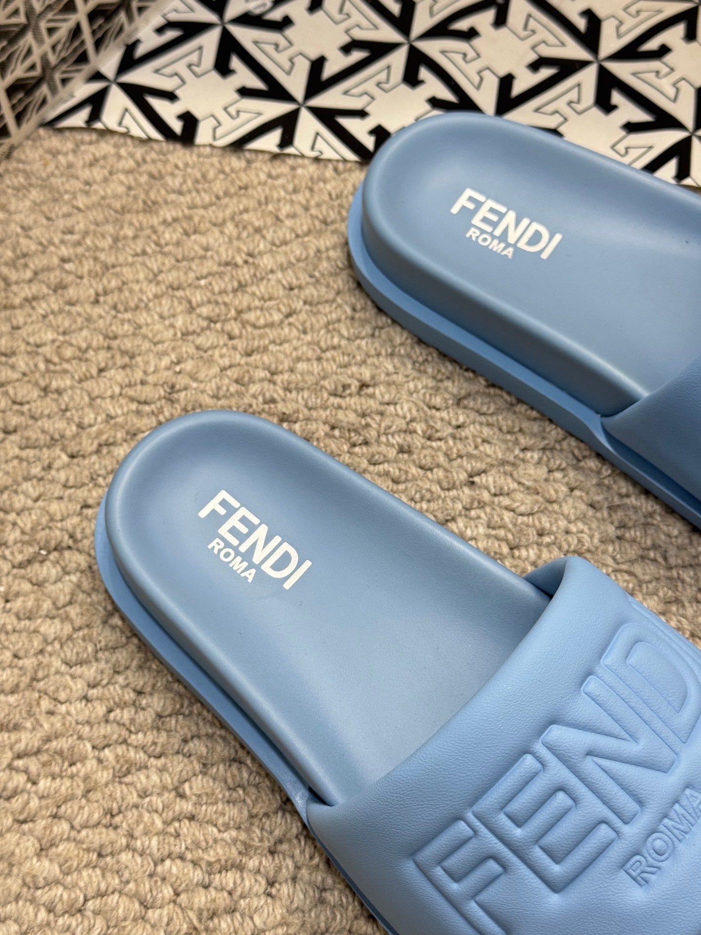 LuxluxHouse Best Quality Sandals Fendi