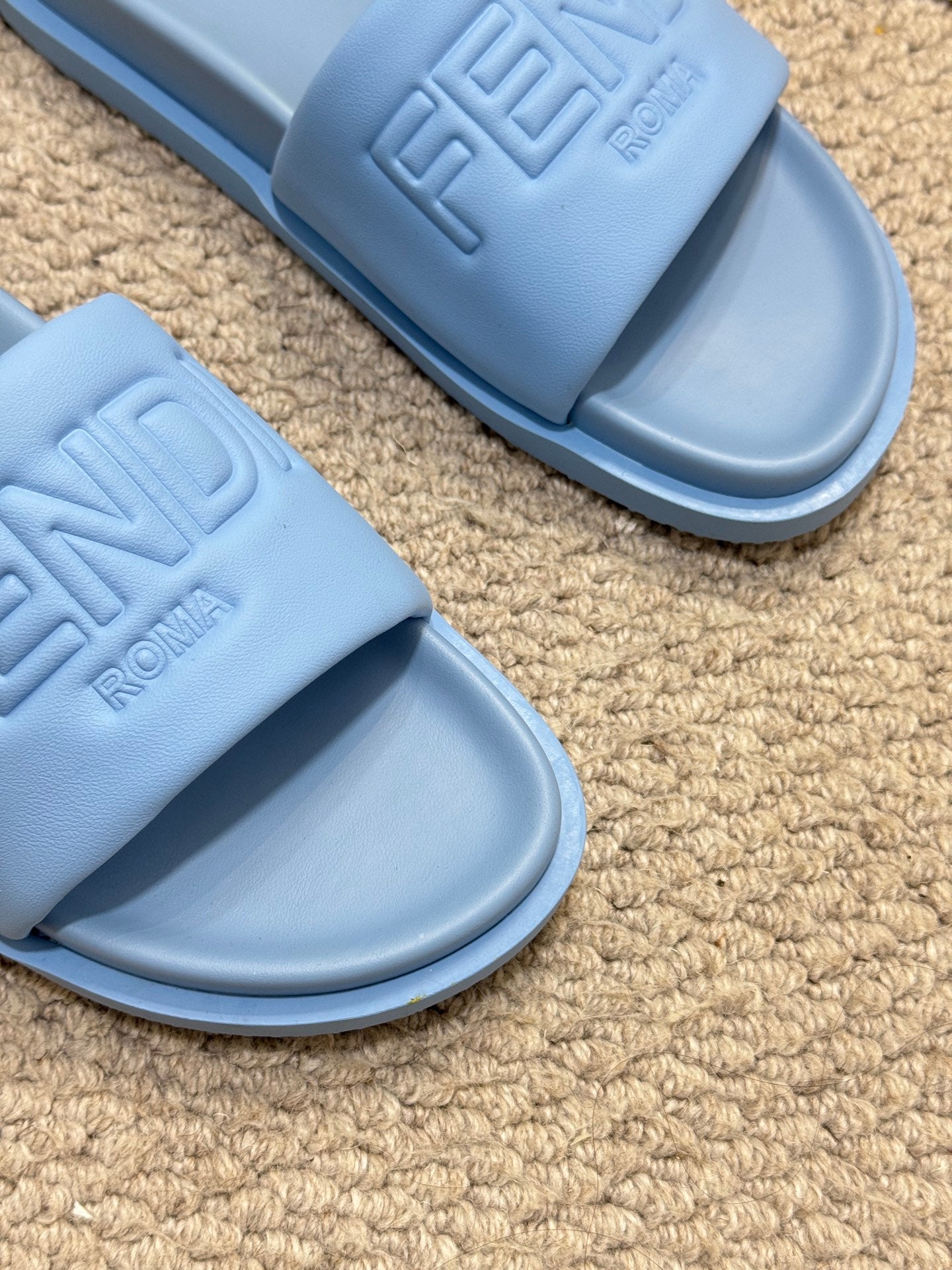 LuxluxHouse Best Quality Sandals Fendi