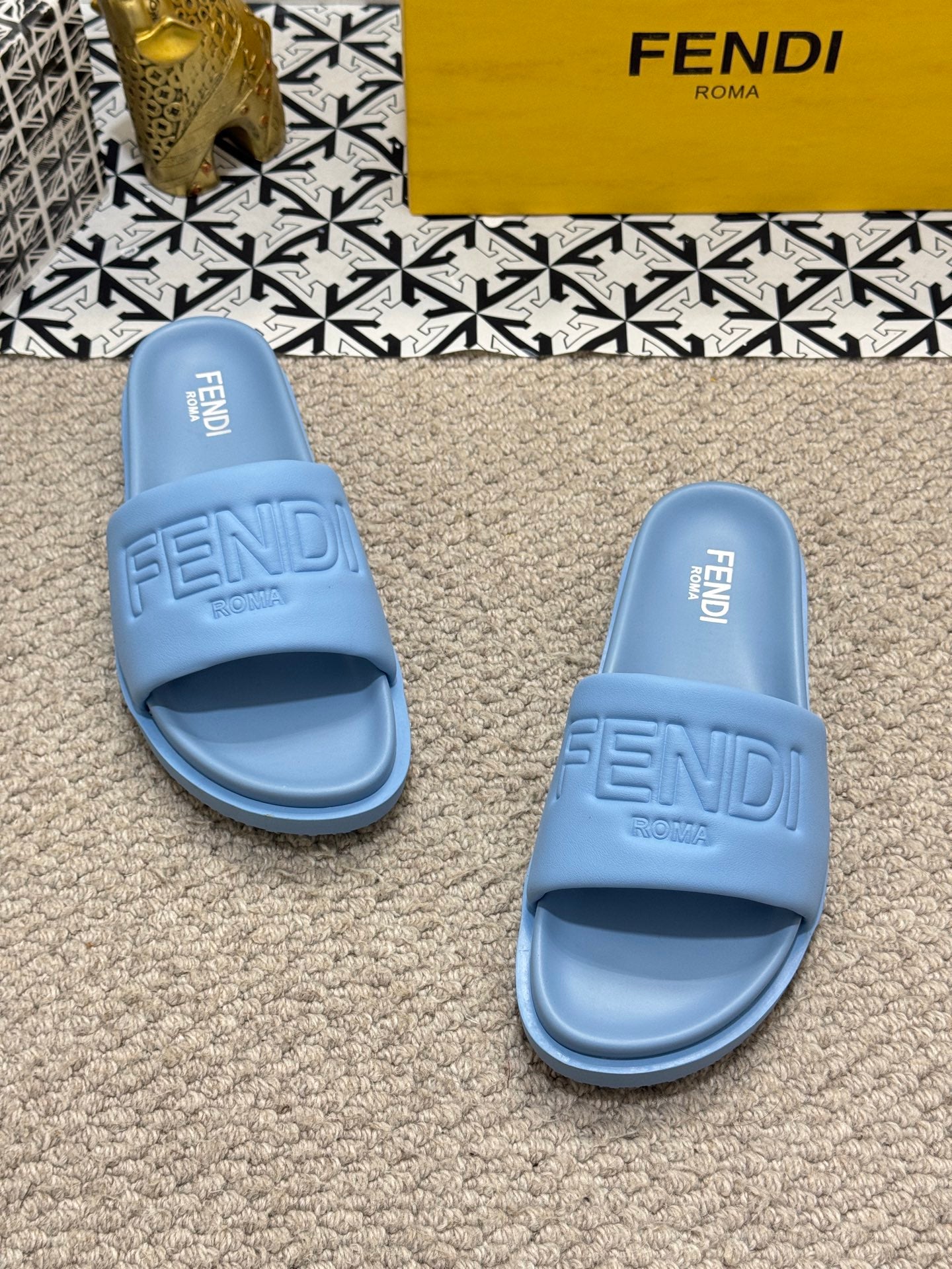 LuxluxHouse Best Quality Sandals Fendi