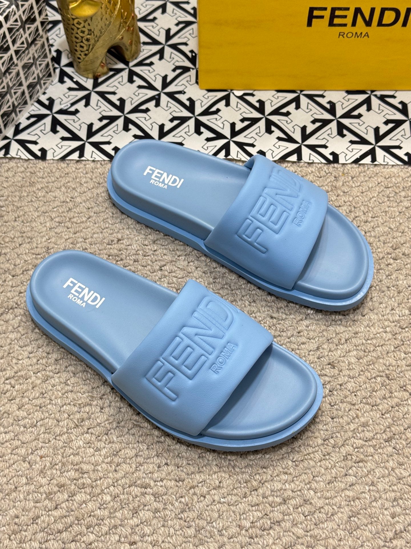 LuxluxHouse Best Quality Sandals Fendi