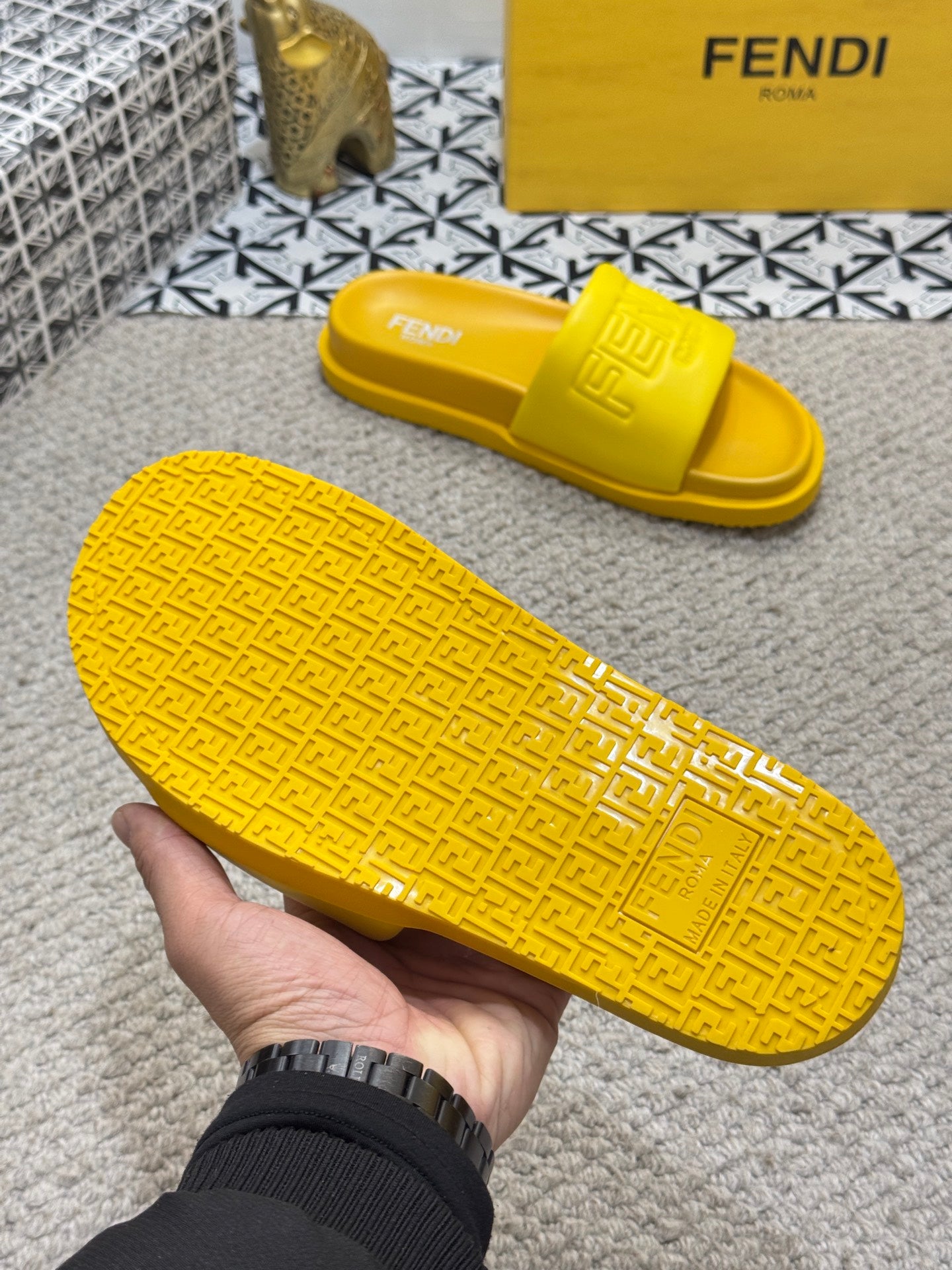 LuxluxHouse Best Quality Sandals Fendi