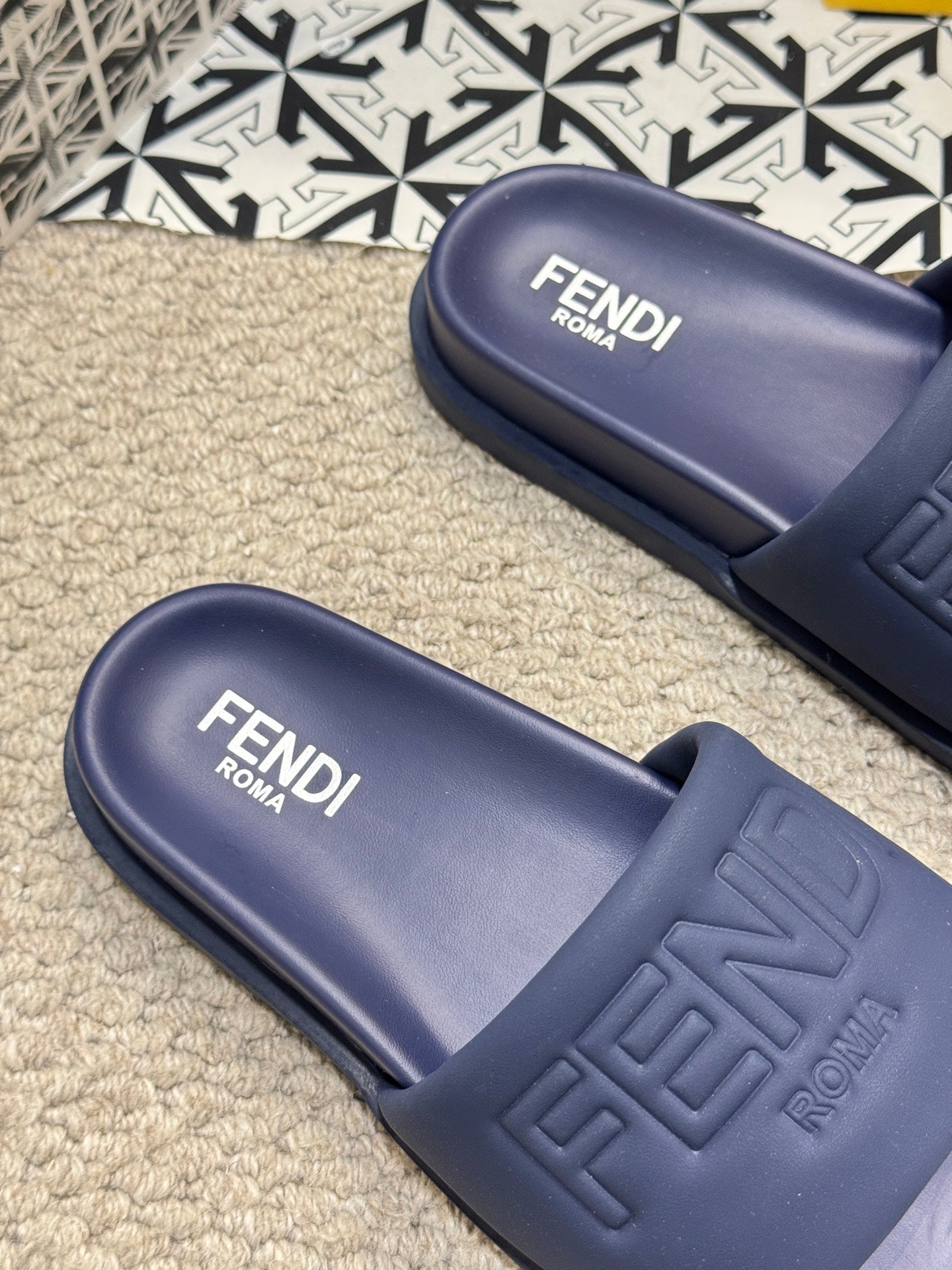 LuxluxHouse Best Quality Sandals Fendi