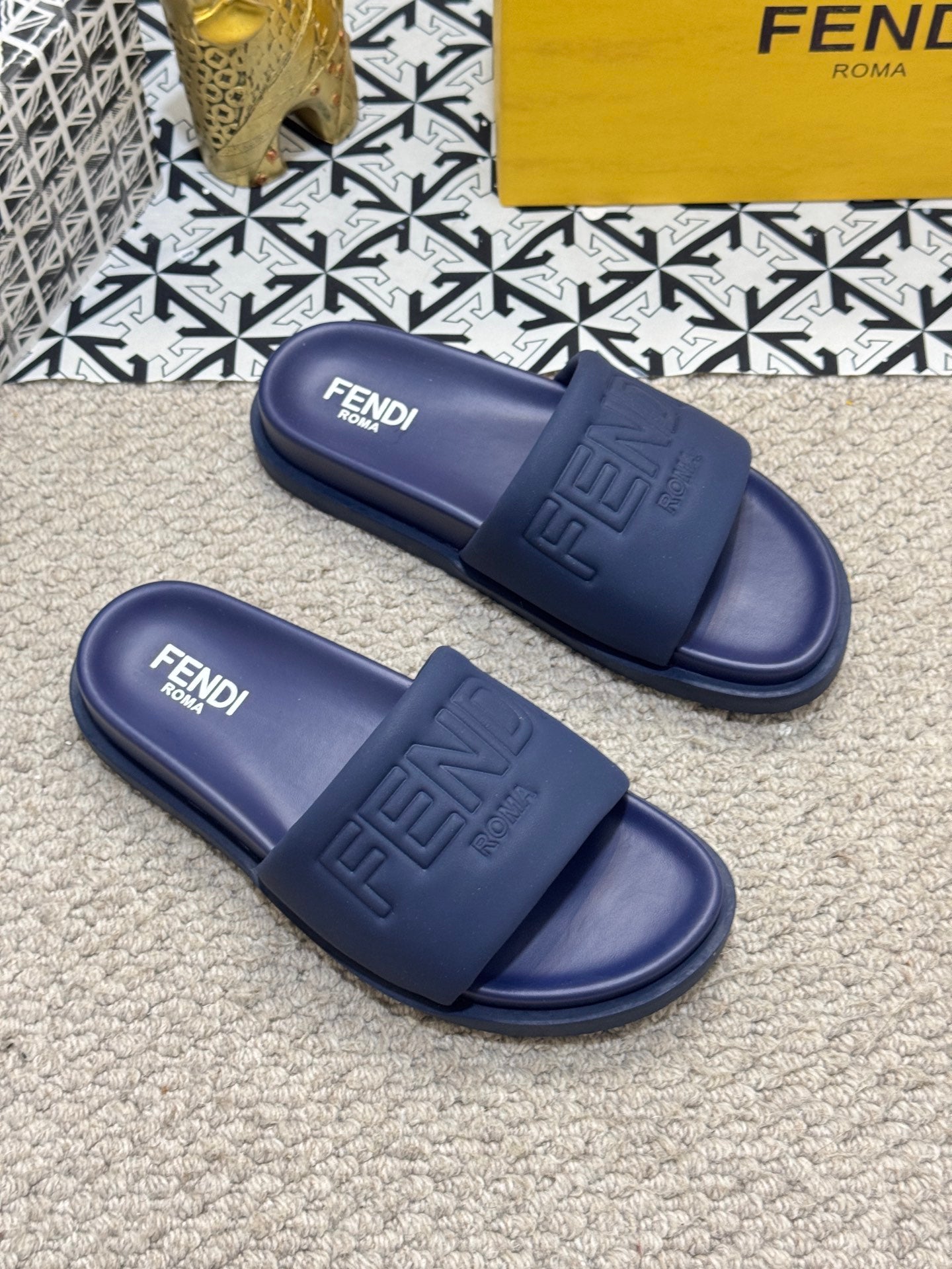 LuxluxHouse Best Quality Sandals Fendi