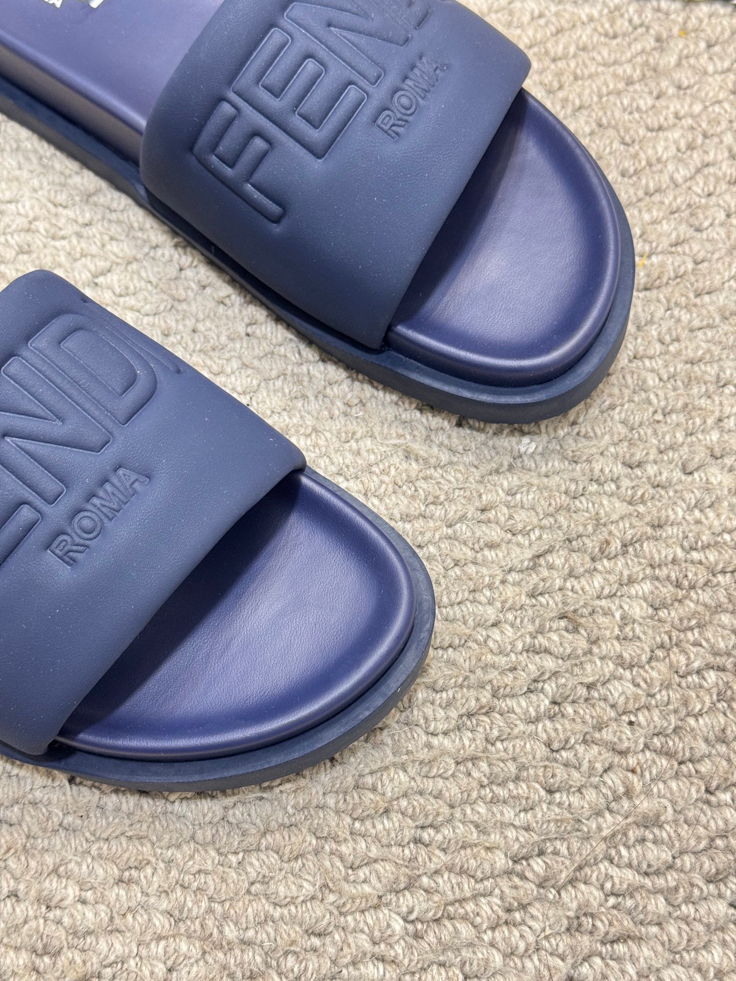 LuxluxHouse Best Quality Sandals Fendi