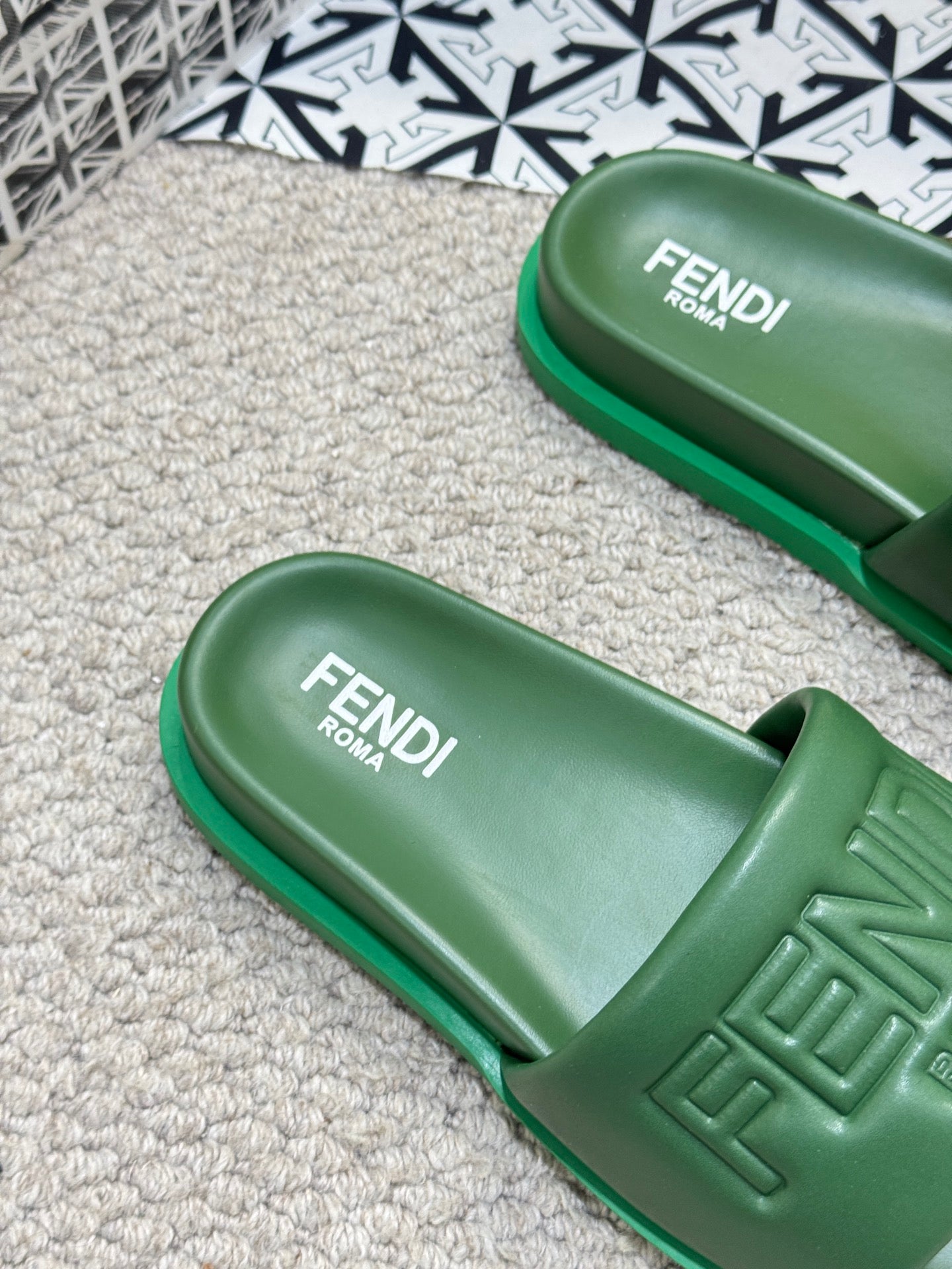 LuxluxHouse Best Quality Sandals Fendi