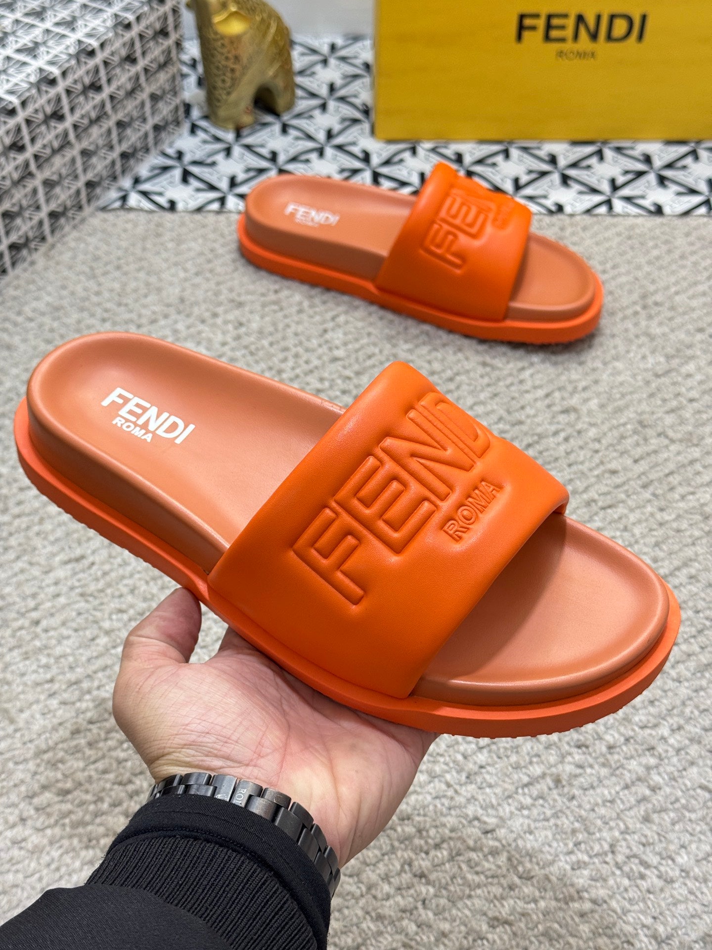 LuxluxHouse Best Quality Sandals Fendi