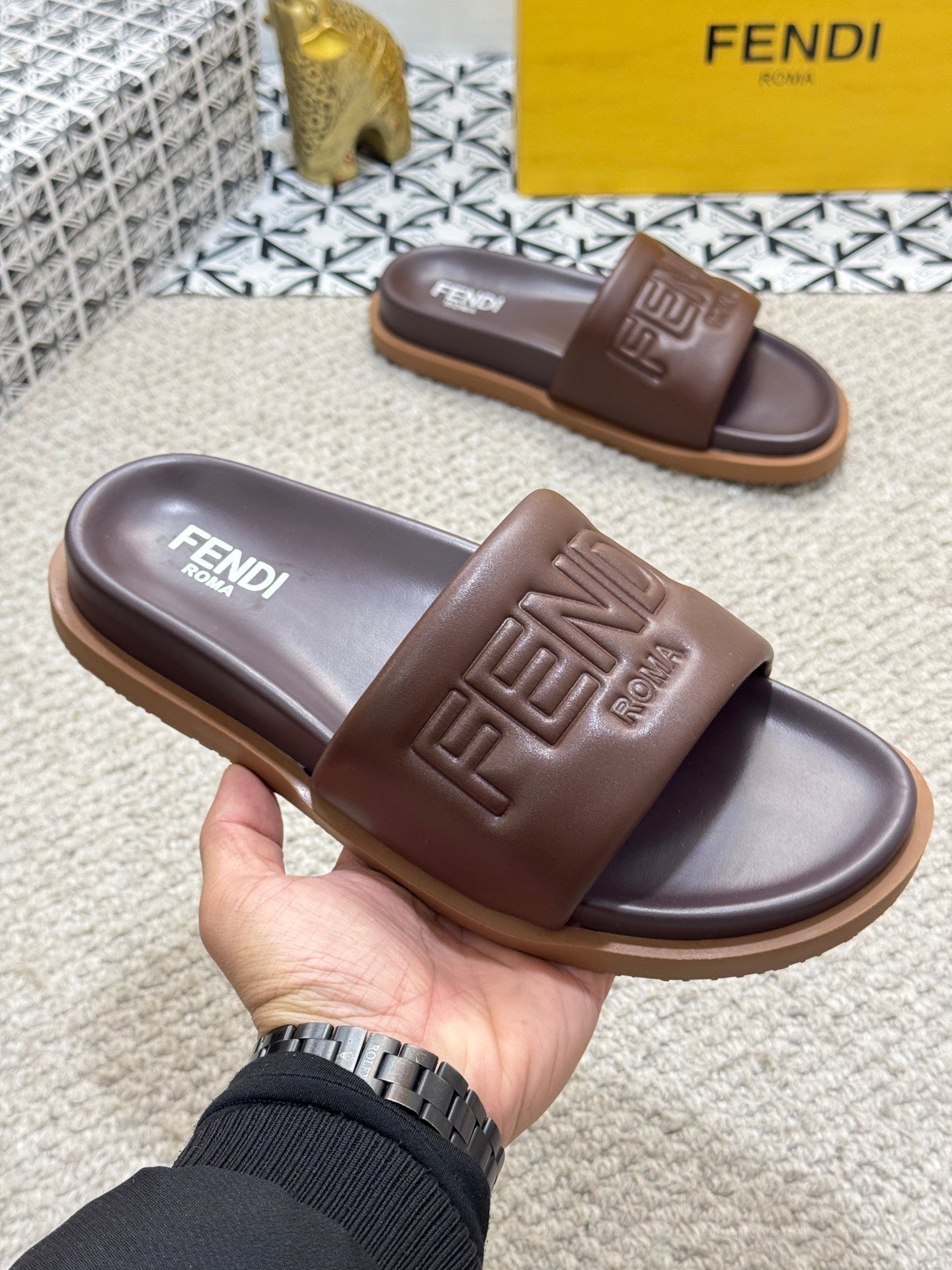 LuxluxHouse Best Quality Sandals Fendi