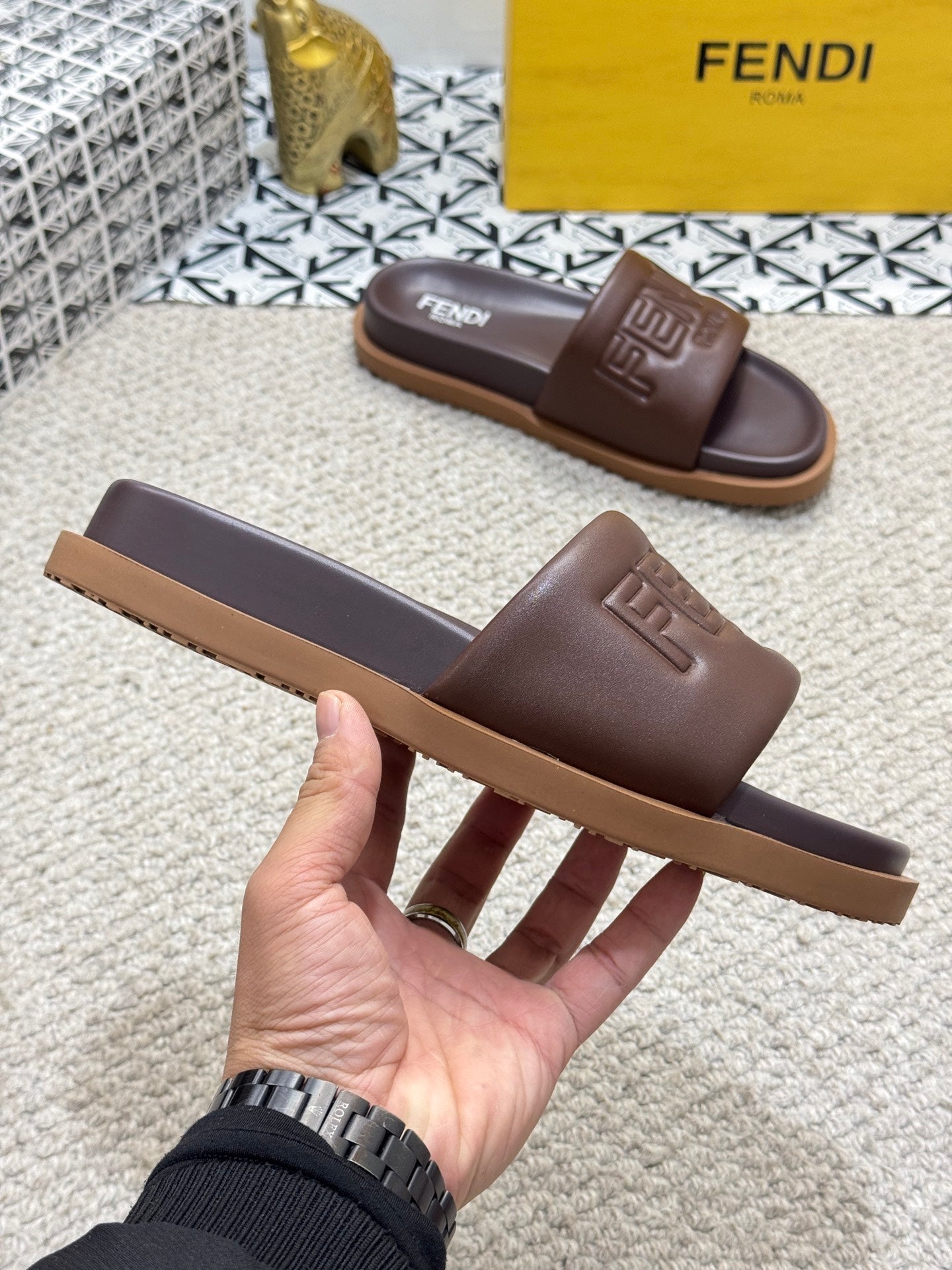 LuxluxHouse Best Quality Sandals Fendi