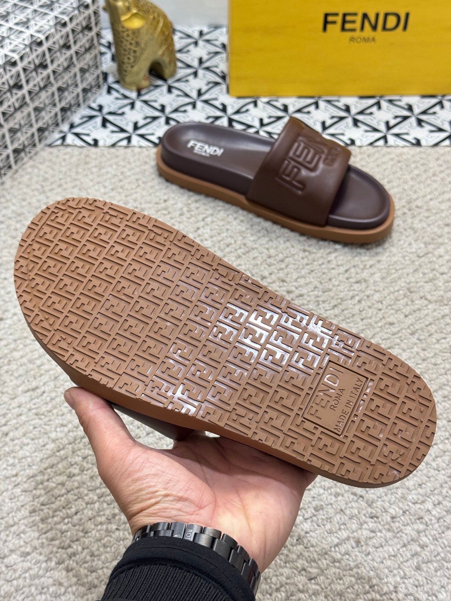 LuxluxHouse Best Quality Sandals Fendi
