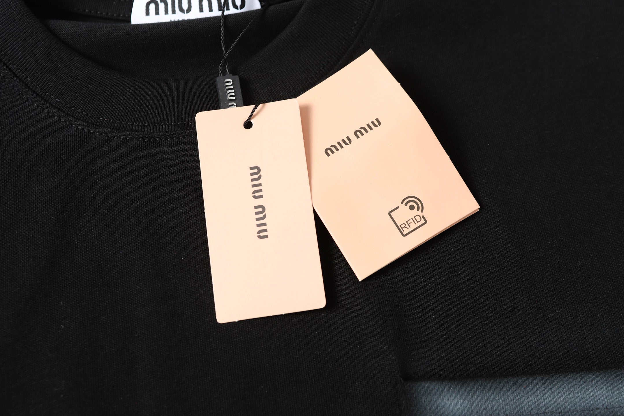 LuxluxHouse Best Quality Clothes Miu Miu T-shirt