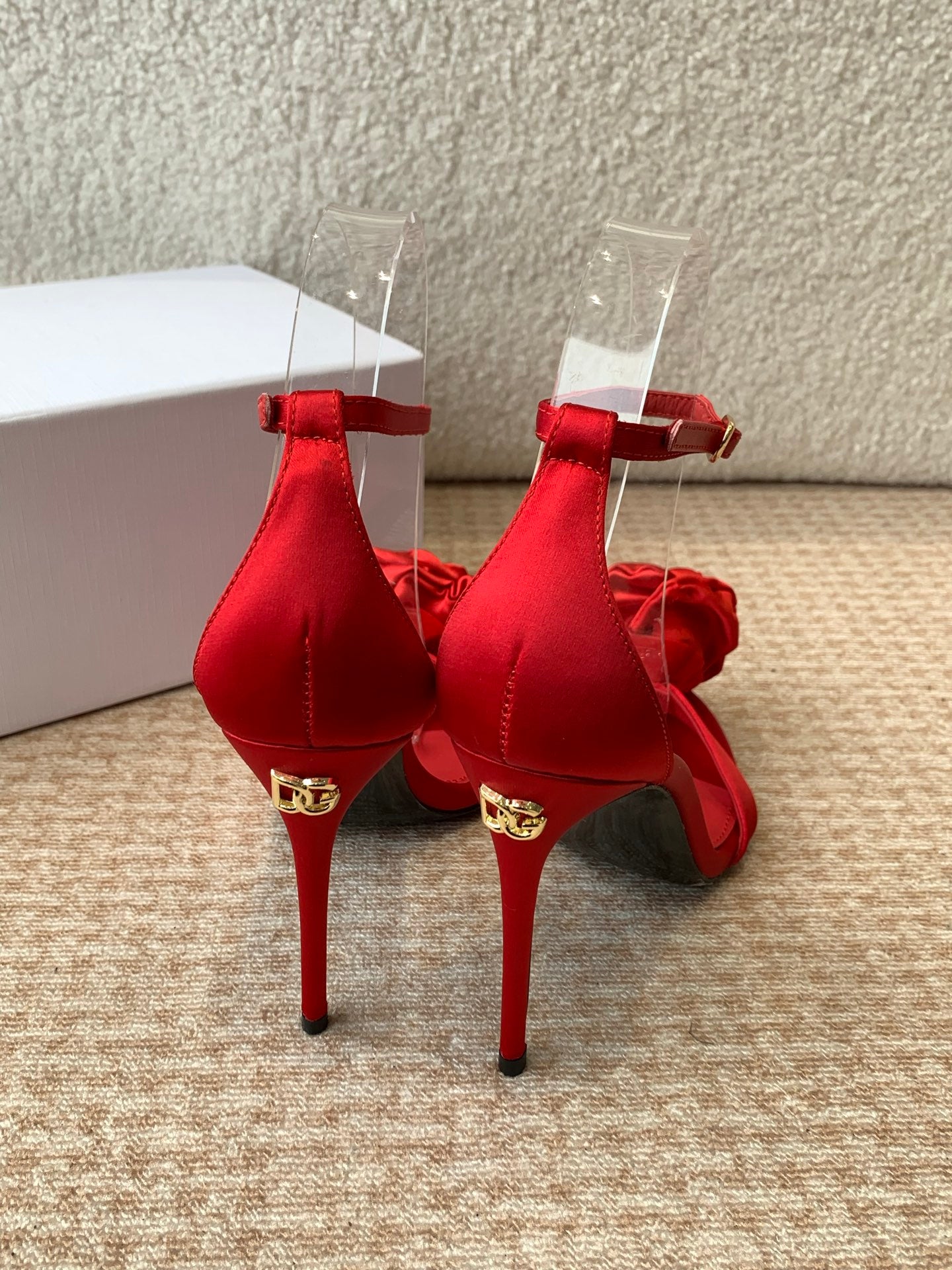 LuxluxHouse Best Quality Dolce & Gabbana Women Shoes