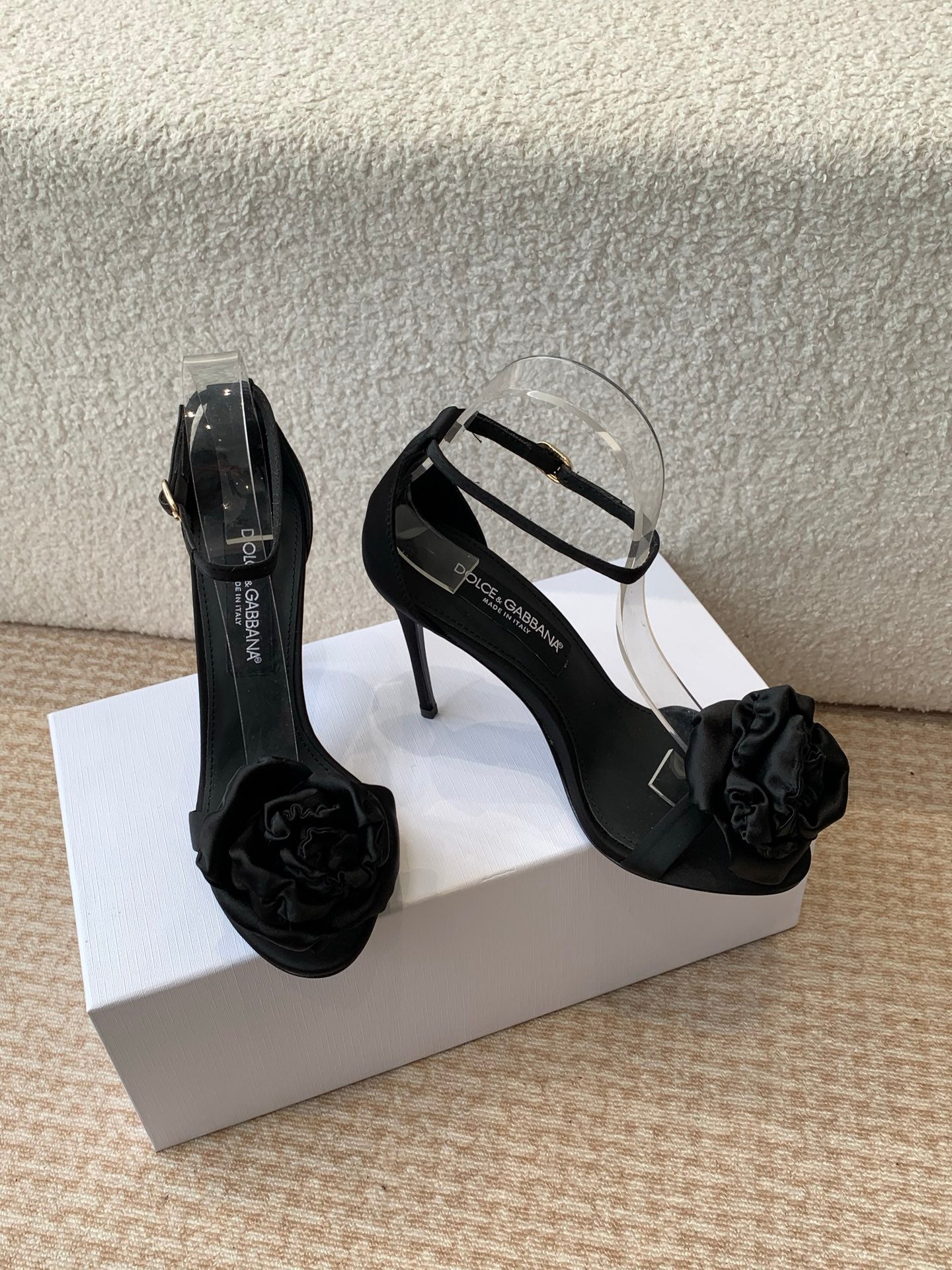 LuxluxHouse Best Quality Dolce & Gabbana Women Shoes