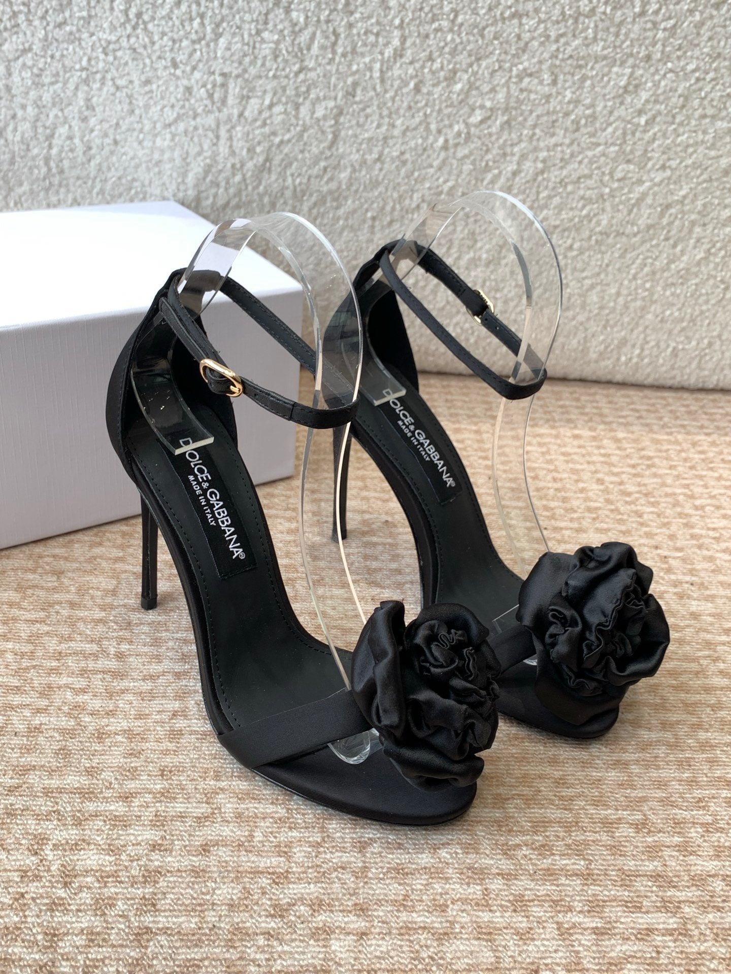 LuxluxHouse Best Quality Dolce & Gabbana Women Shoes