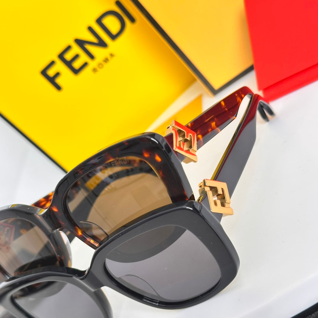 LuxluxHouse Best Quality Glasses Fendi