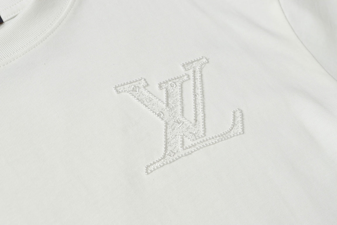 LuxluxHouse Best Quality Clothes T-shirt Louis Vuitton