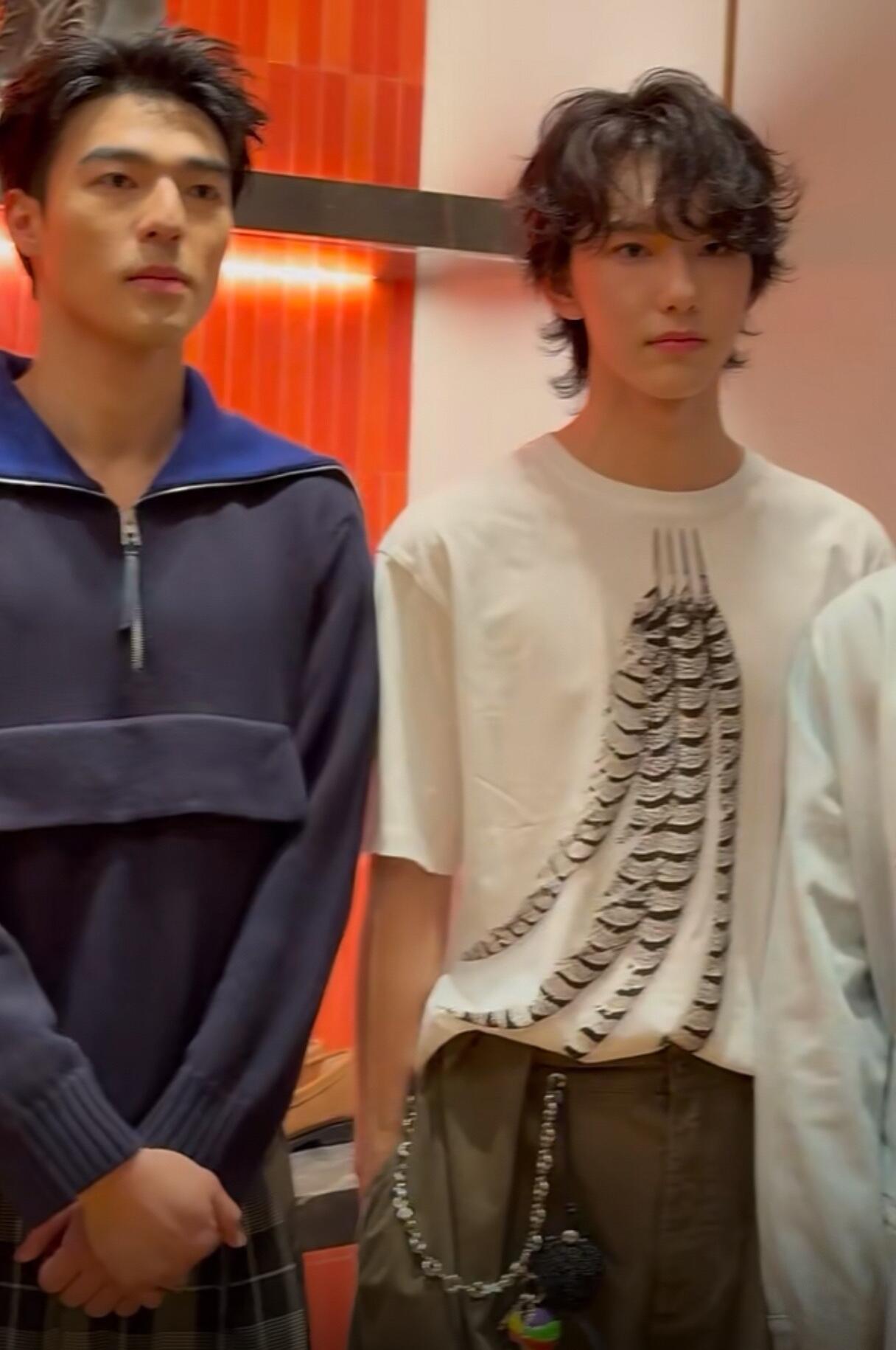 LuxluxHouse Best Quality Clothes T-shirt Loewe