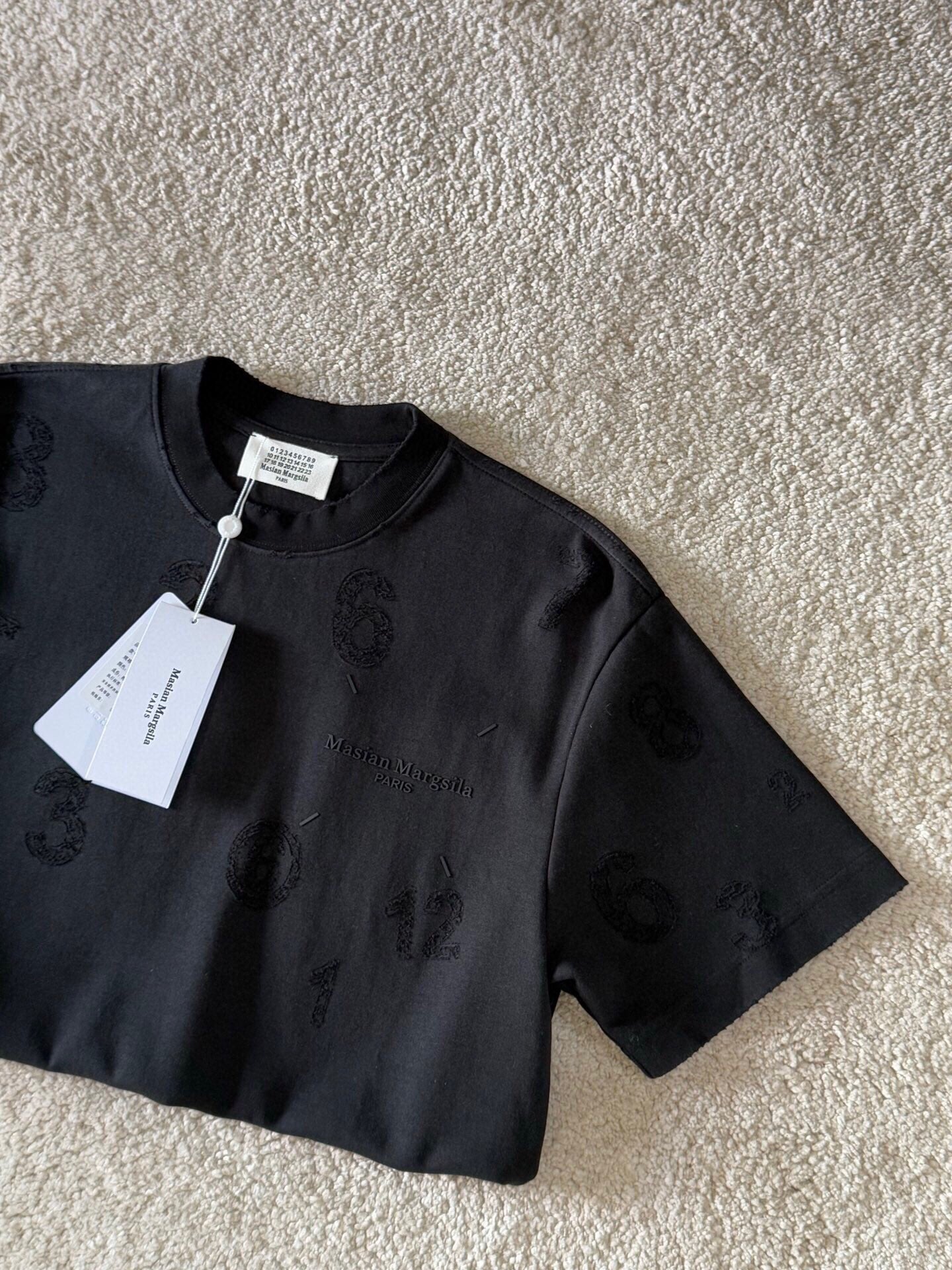 LuxluxHouse Best Quality Clothes T-shirt Chanel & Maison Margiela