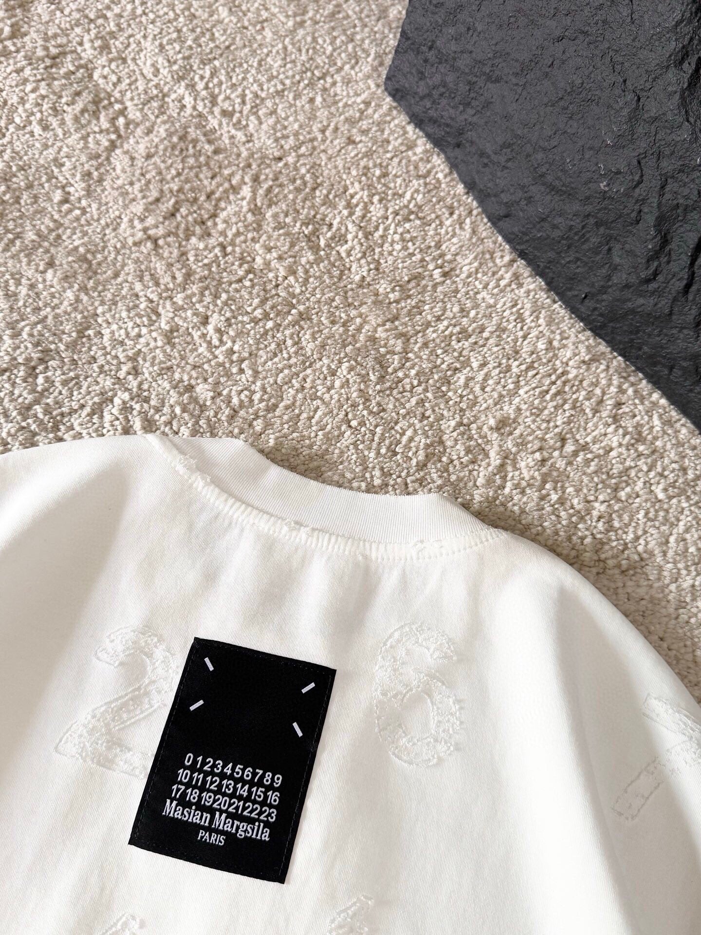 LuxluxHouse Best Quality Clothes T-shirt Chanel & Maison Margiela