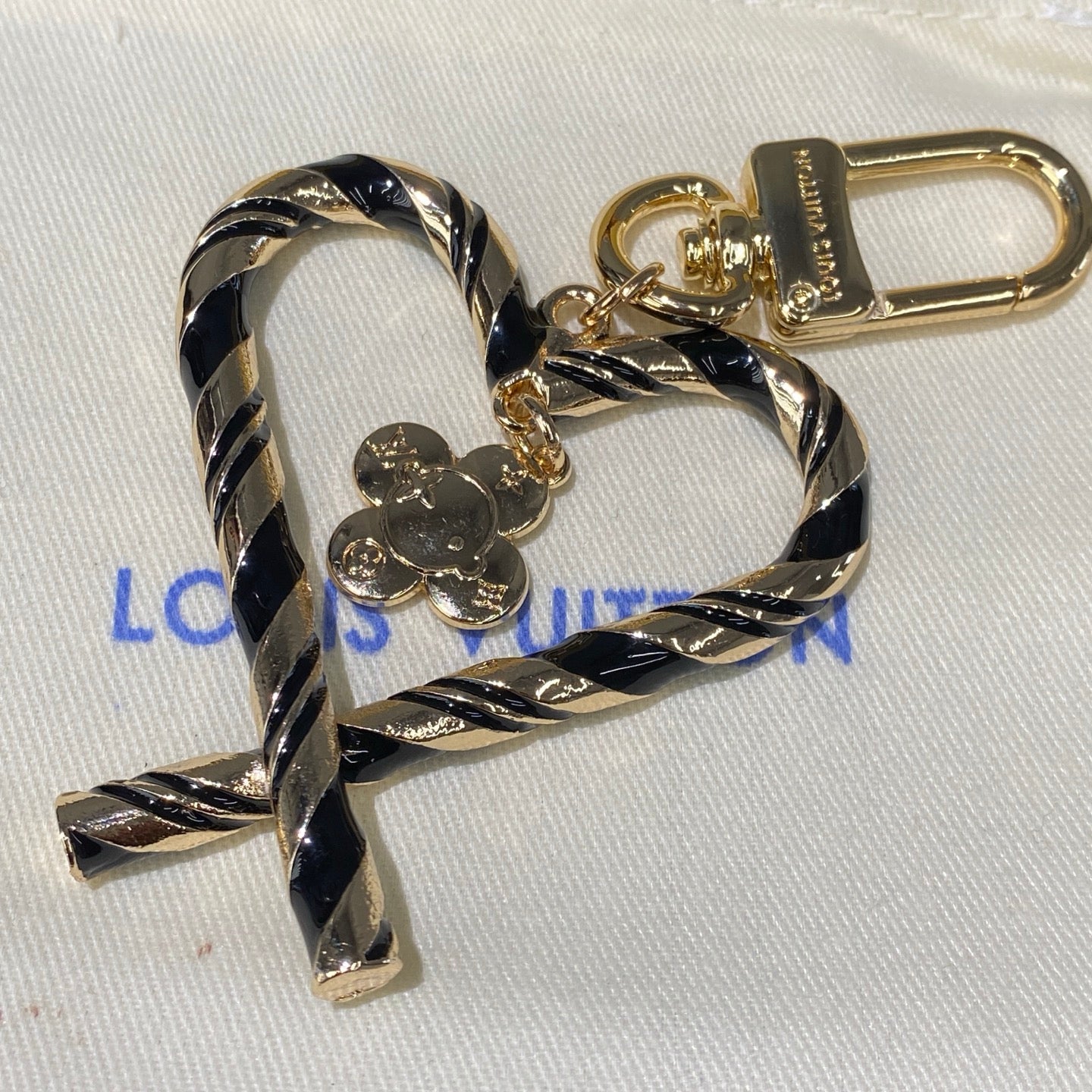 LuxluxHouse Best Quality Accessories Keychain Louis Vuitton Keychain