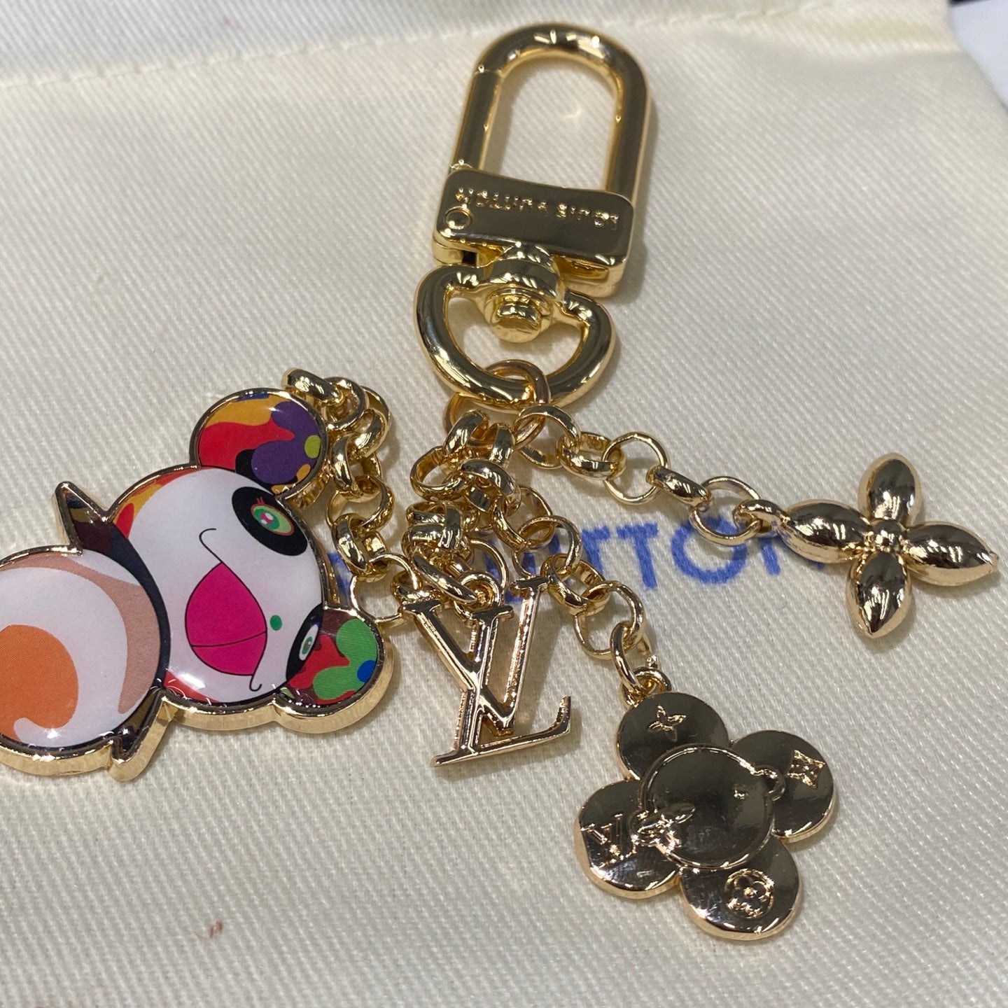 LuxluxHouse Best Quality Accessories Keychain Louis Vuitton Keychain