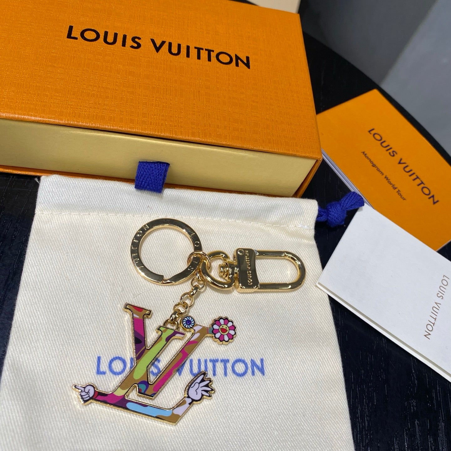 LuxluxHouse Best Quality Accessories Keychain Louis Vuitton Keychain