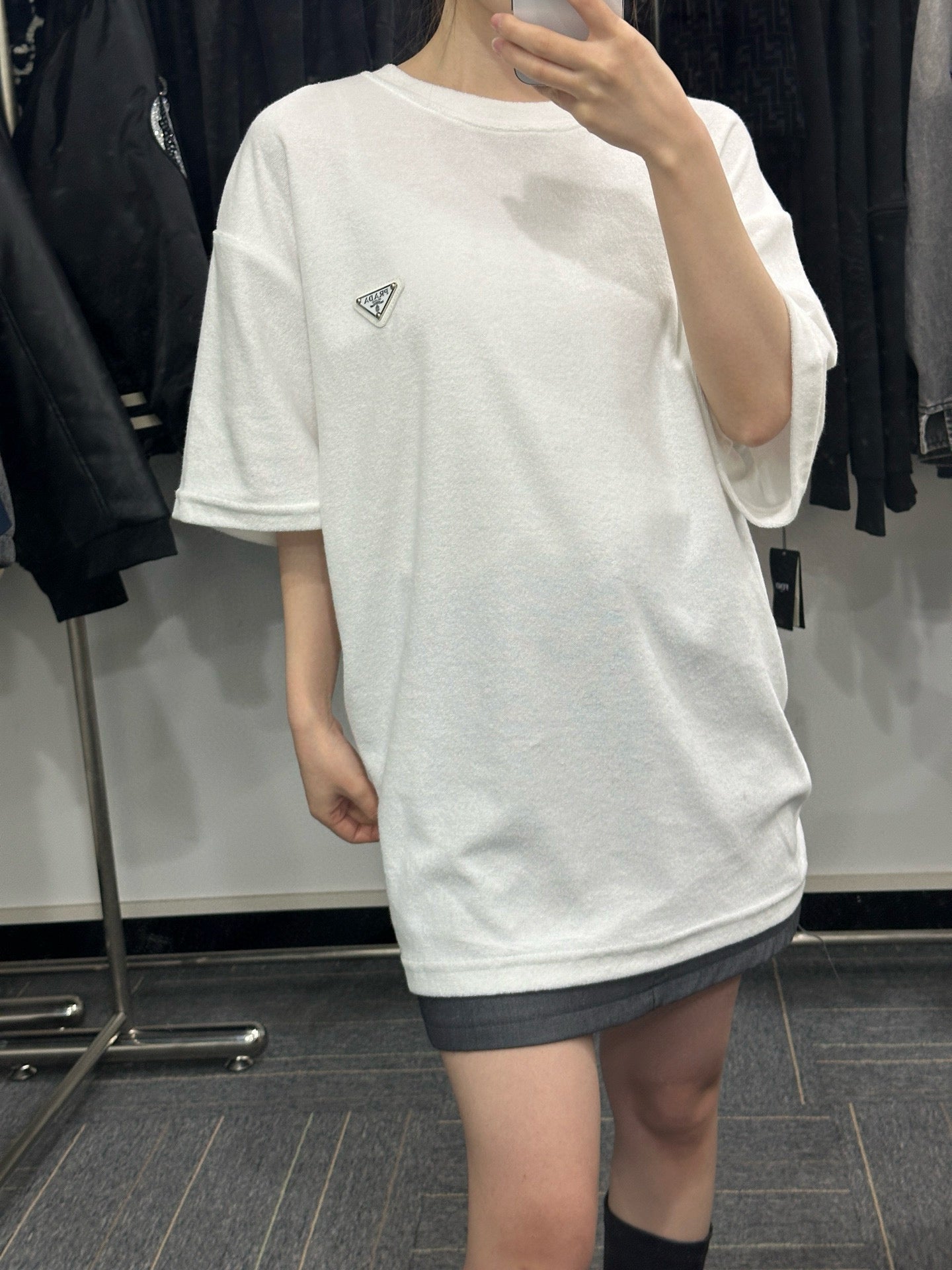 LuxluxHouse Best Quality Clothes T-shirt Prada