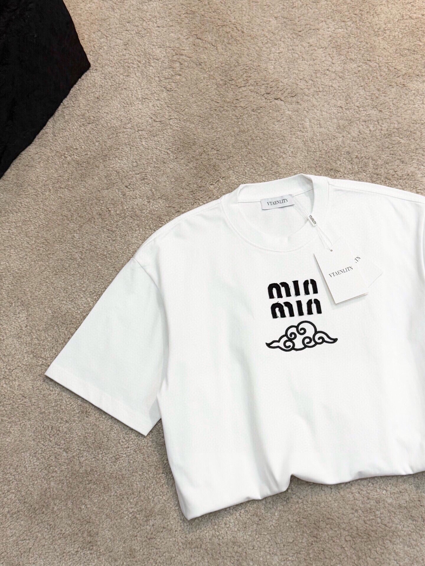 LuxluxHouse Best Quality Clothes Miu Miu T-shirt