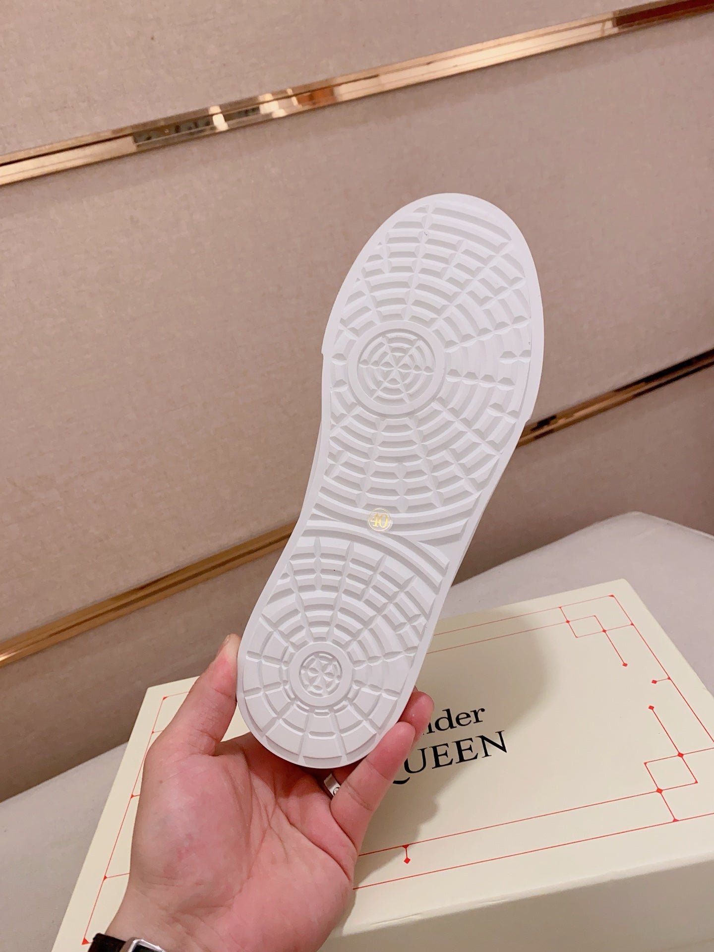 LuxluxHouse Best Quality Shoes Alexander McQueen