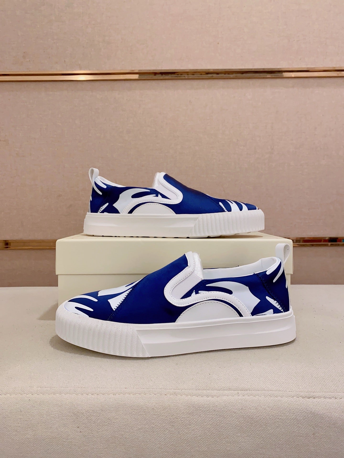 LuxluxHouse Best Quality Shoes Alexander McQueen