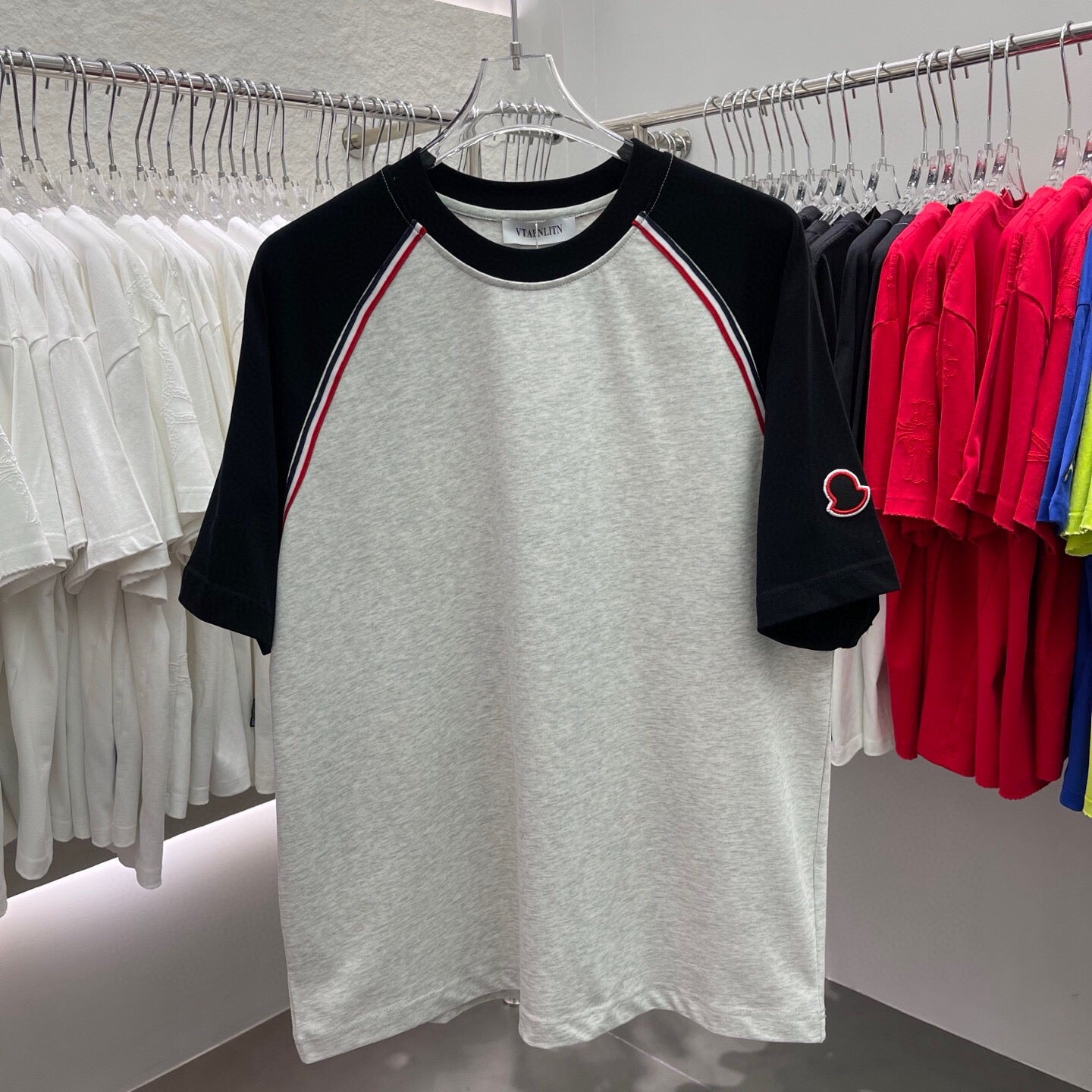 LuxluxHouse Best Quality Clothes T-shirt Moncler