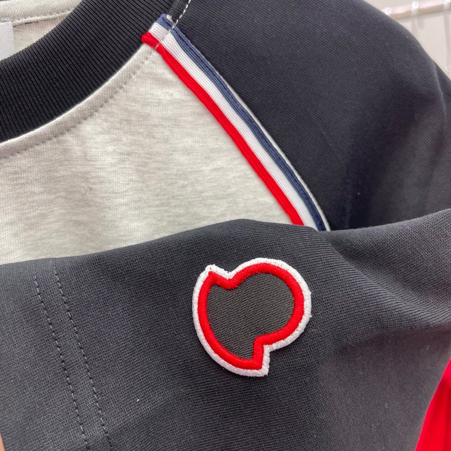 LuxluxHouse Best Quality Clothes T-shirt Moncler