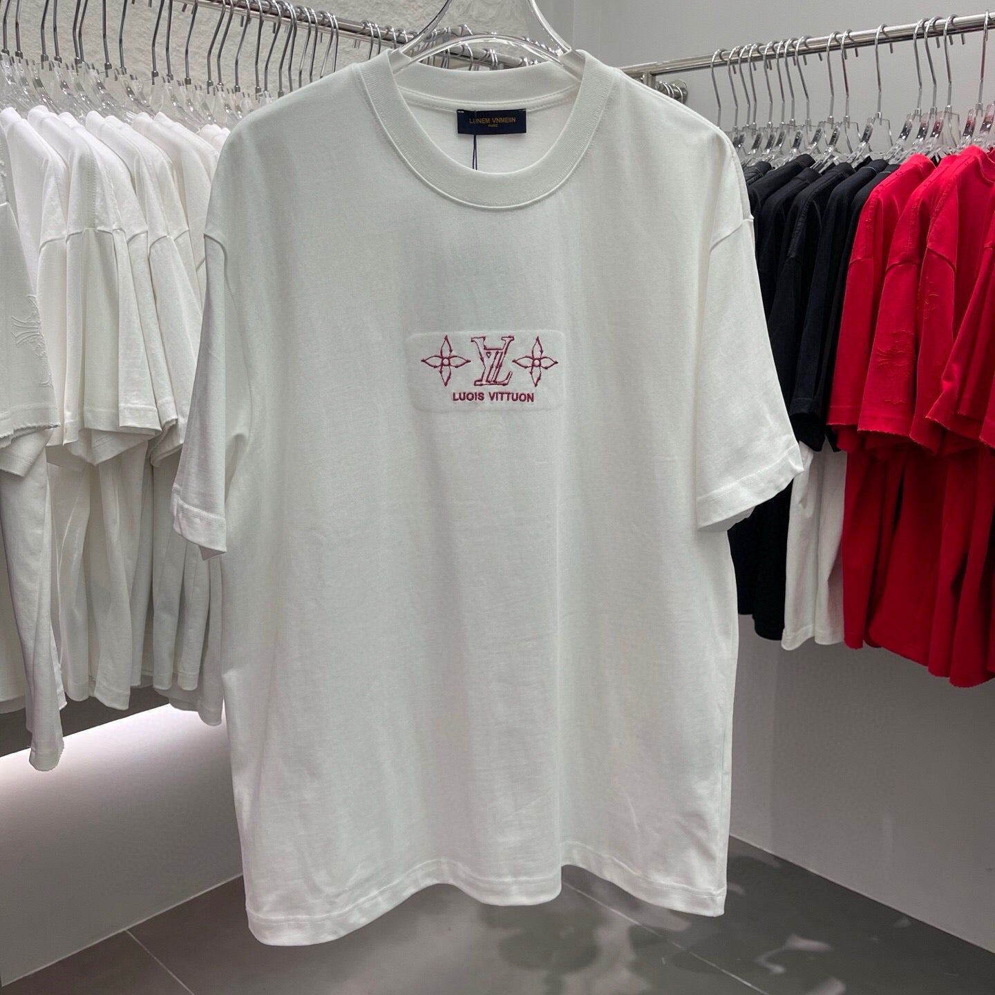 LuxluxHouse Best Quality Clothes T-shirt Louis Vuitton