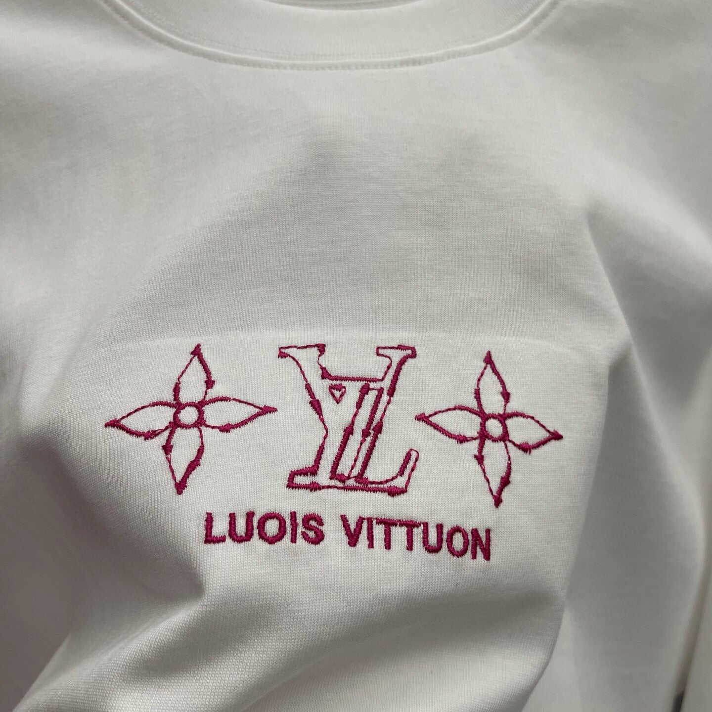 LuxluxHouse Best Quality Clothes T-shirt Louis Vuitton
