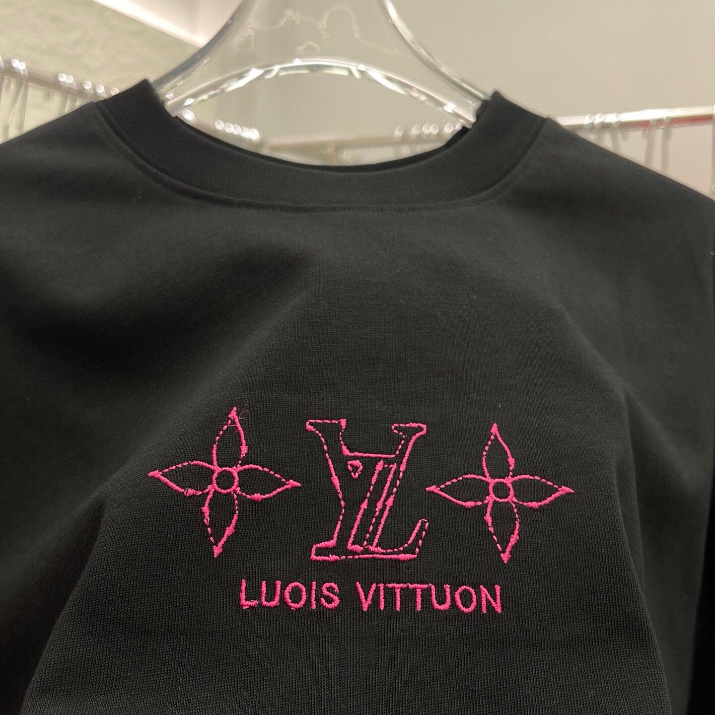LuxluxHouse Best Quality Clothes T-shirt Louis Vuitton