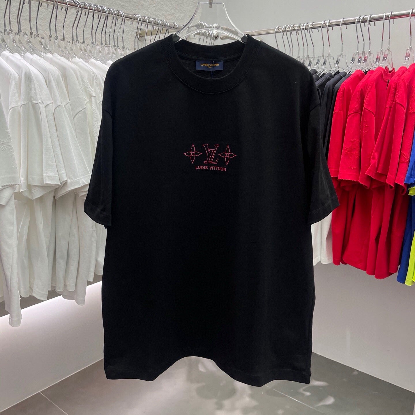LuxluxHouse Best Quality Clothes T-shirt Louis Vuitton