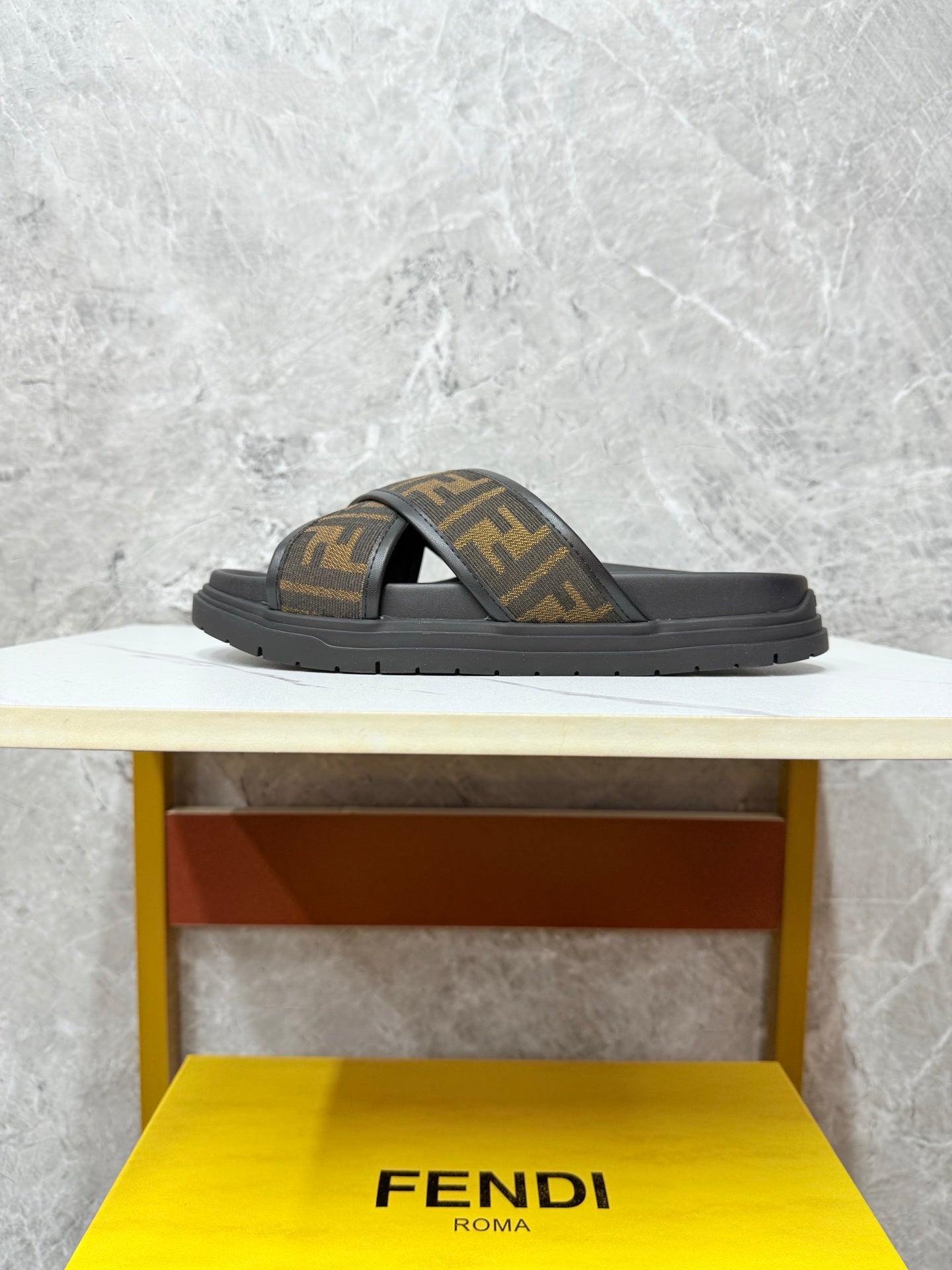 LuxluxHouse Best Quality Sandals Fendi